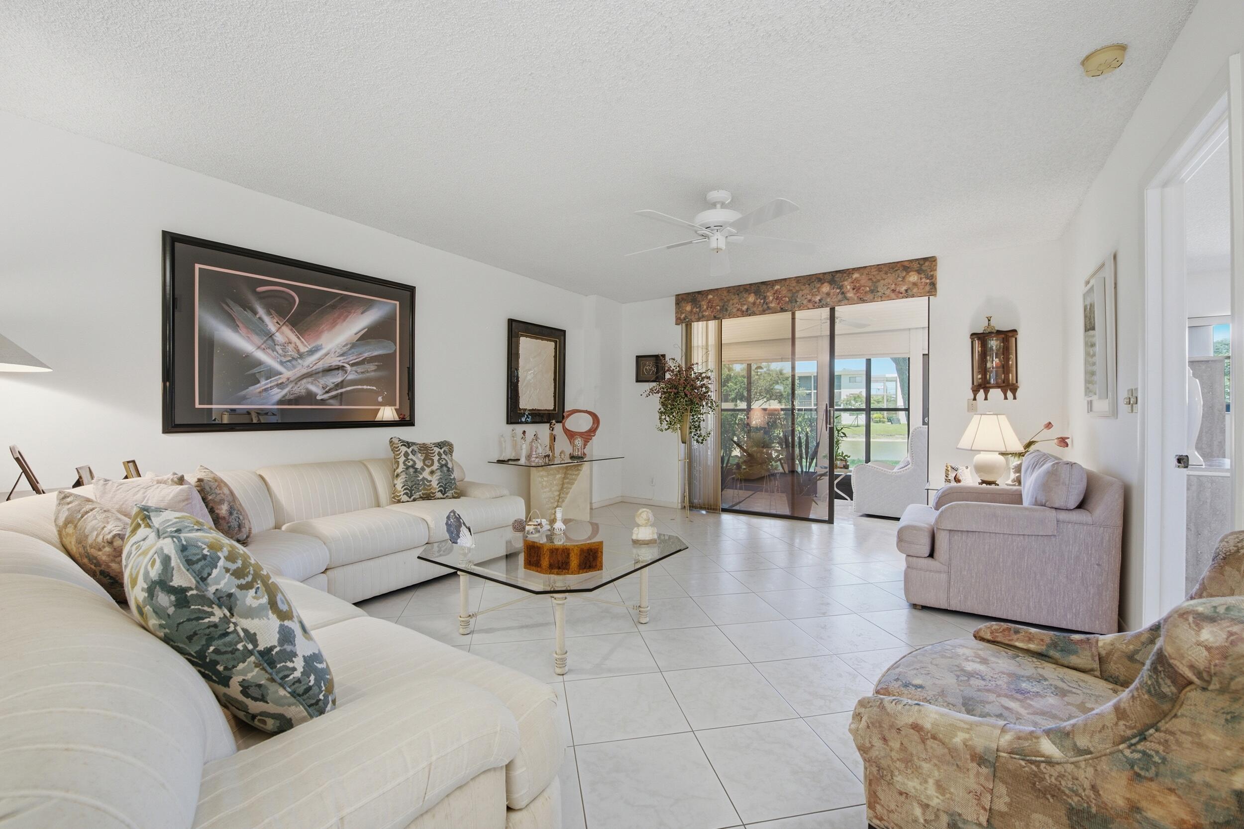 WATERSEDGE AT THE LAKES OF DELRAY CONDO C - Residential