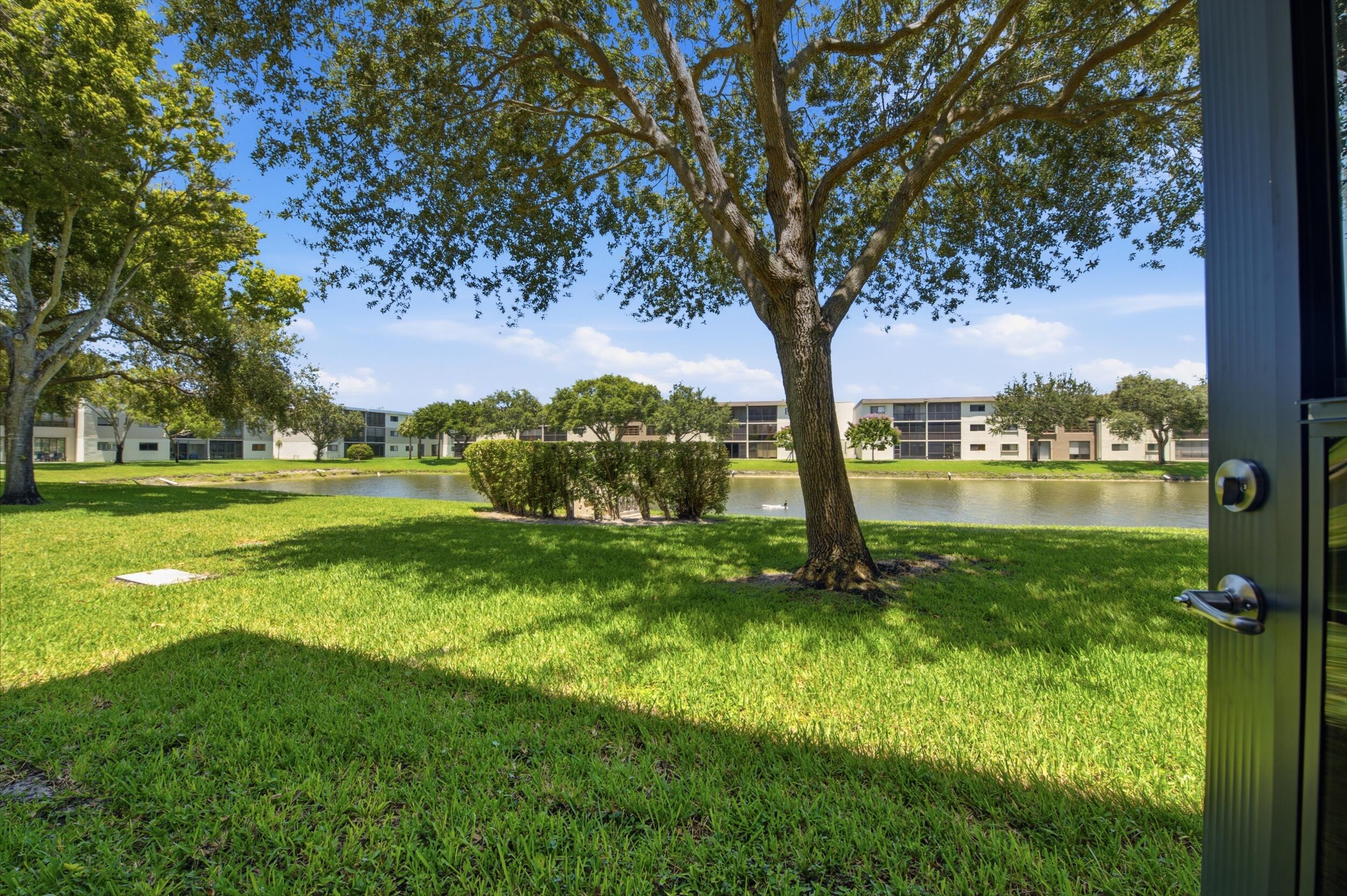 WATERSEDGE AT THE LAKES OF DELRAY CONDO C - Residential