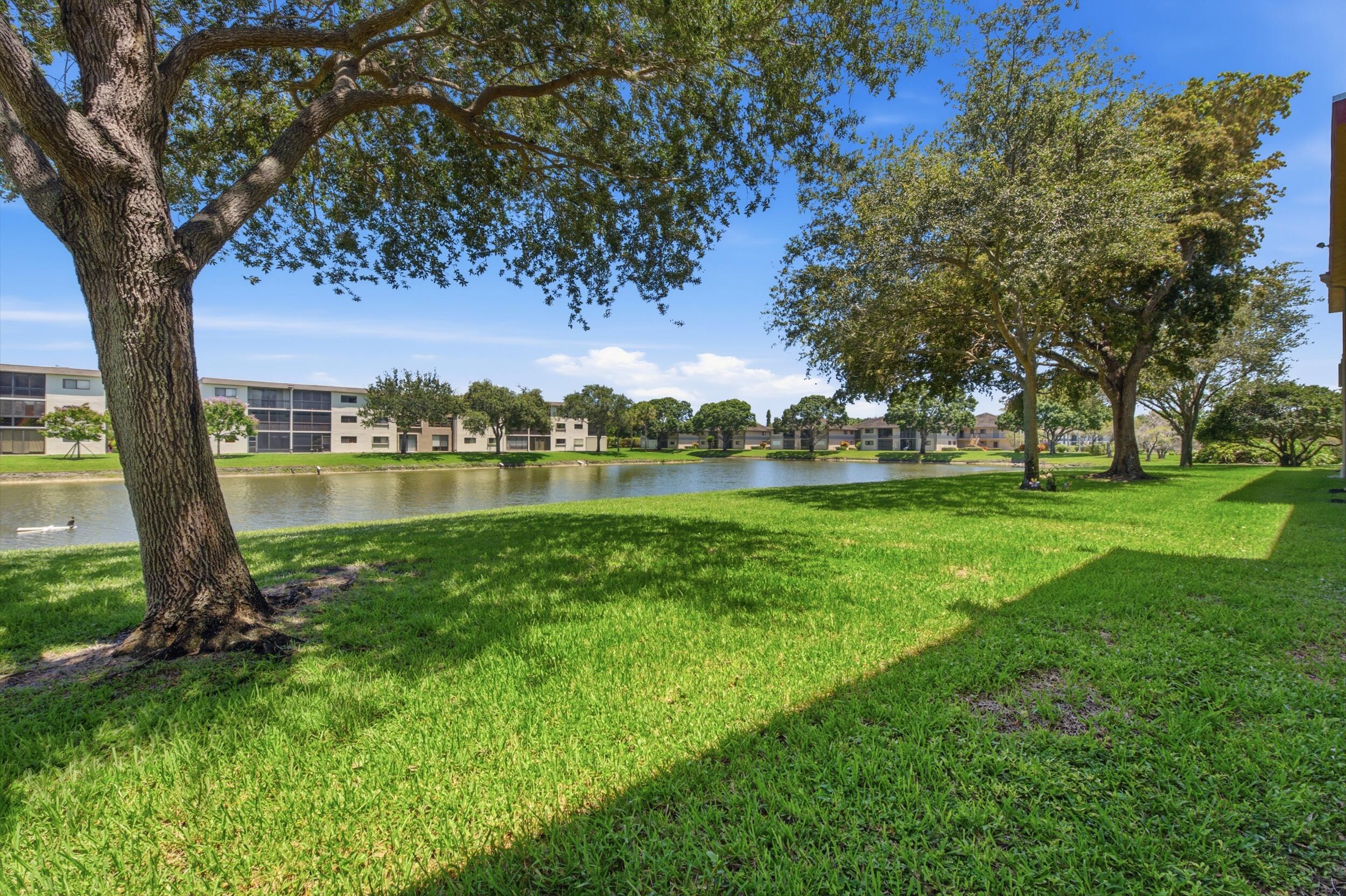 WATERSEDGE AT THE LAKES OF DELRAY CONDO C - Residential