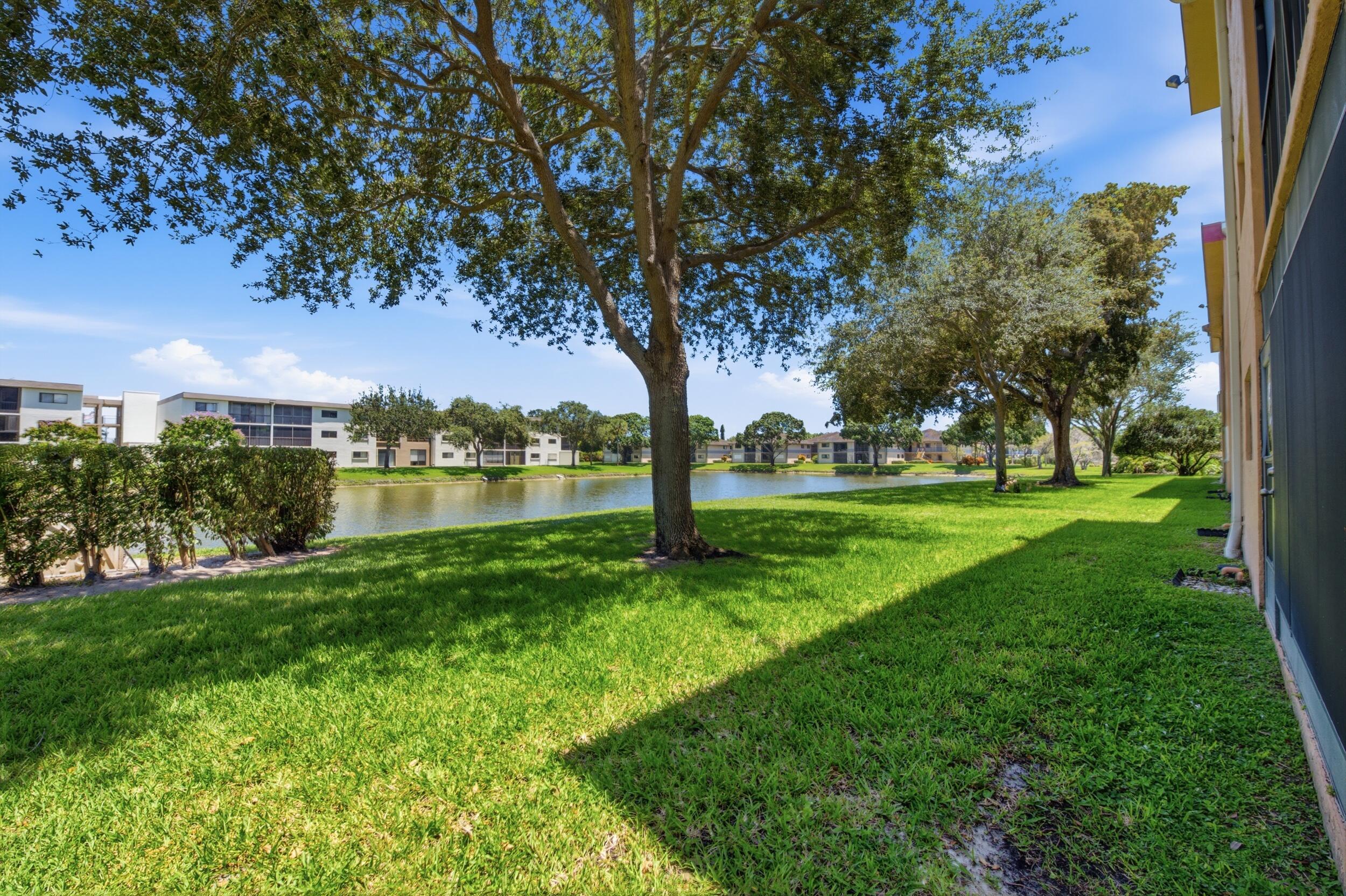 WATERSEDGE AT THE LAKES OF DELRAY CONDO C - Residential