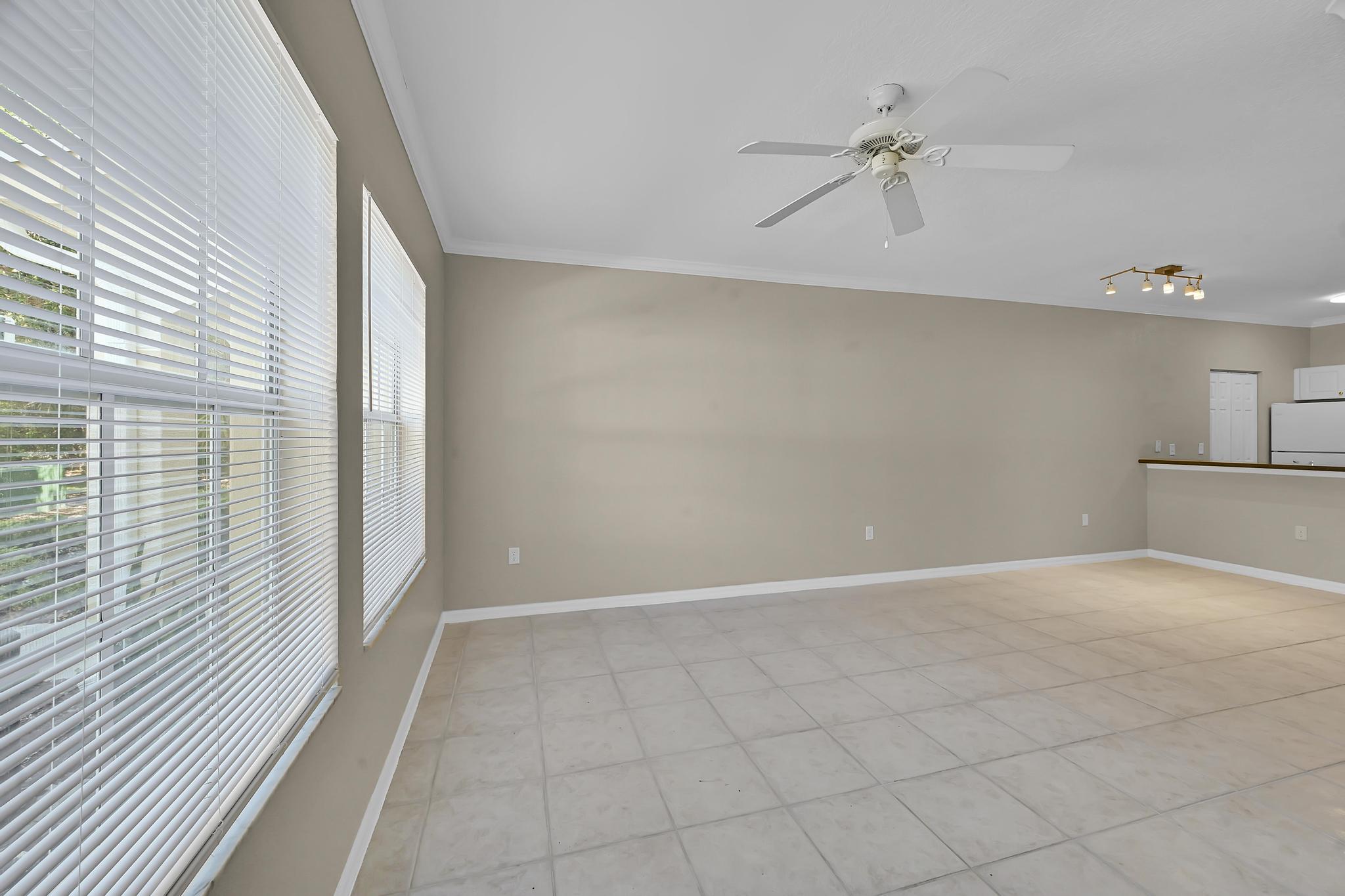 THE ESTATES AT STUART CONDO - Residential Lease