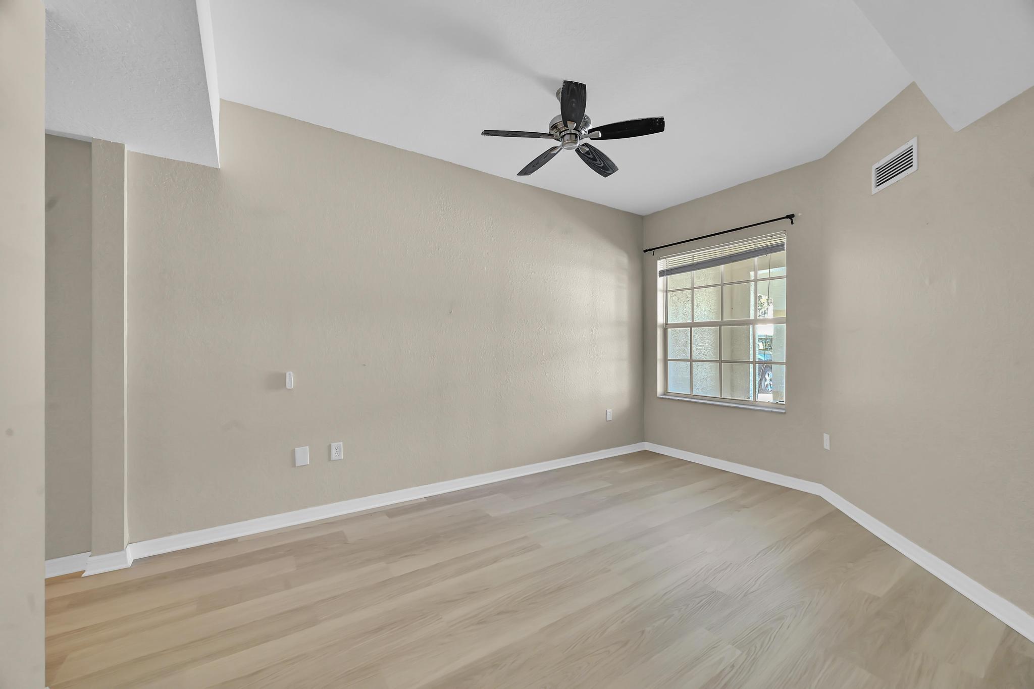 THE ESTATES AT STUART CONDO - Residential Lease