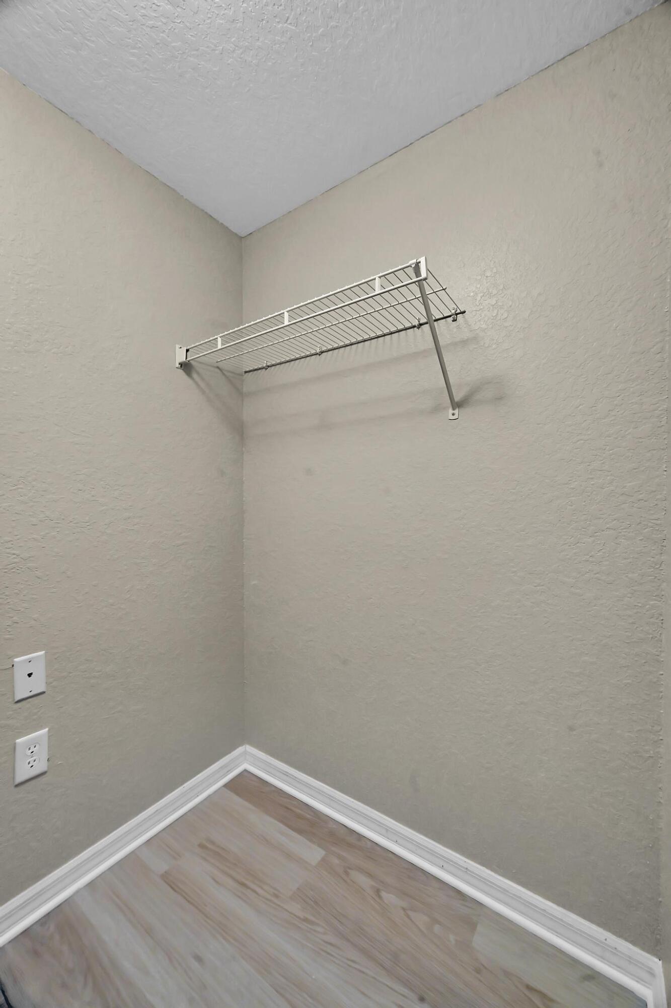 THE ESTATES AT STUART CONDO - Residential Lease