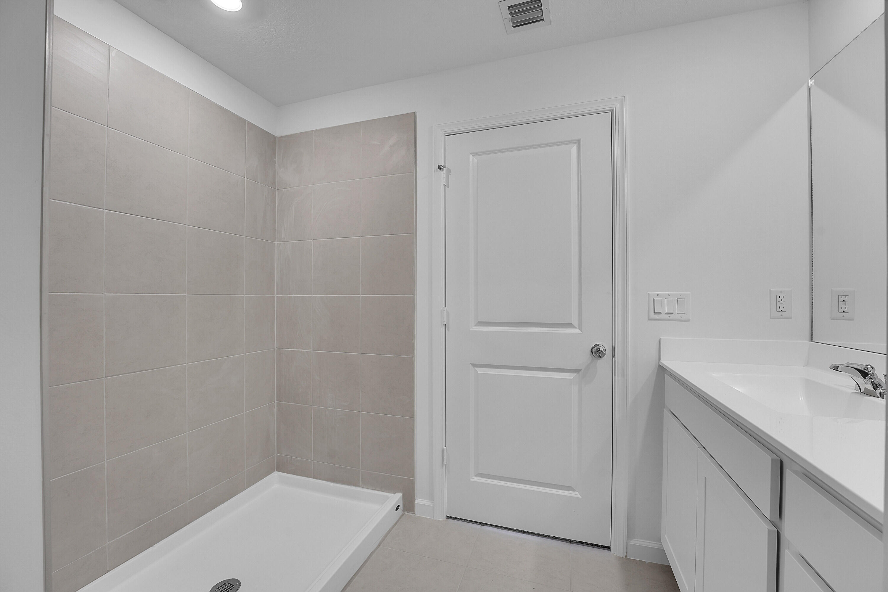 BRYSTOL AT WYDLER / LTC RANCH WEST PHASE 1 - Residential Lease