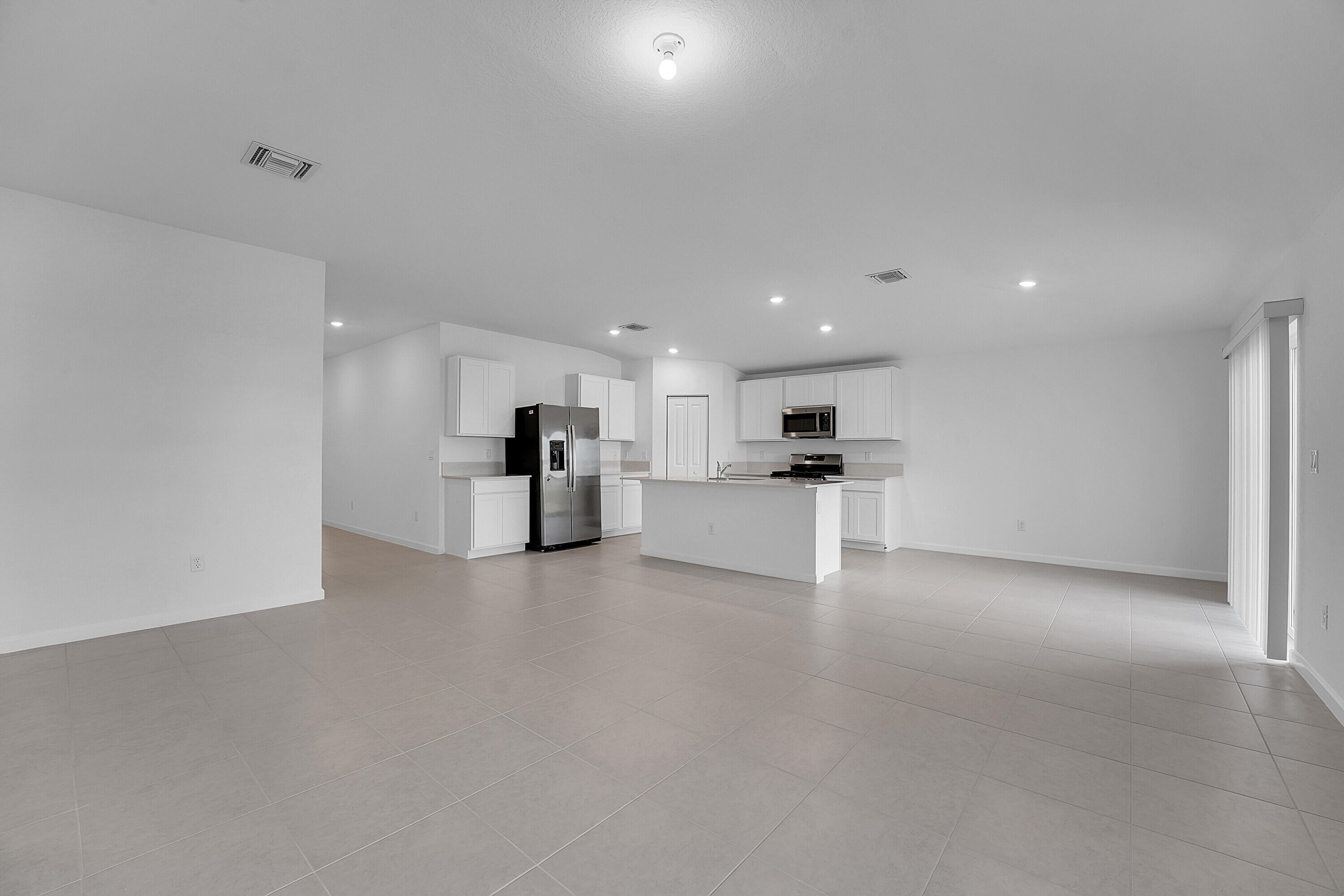 BRYSTOL AT WYDLER / LTC RANCH WEST PHASE 1 - Residential Lease
