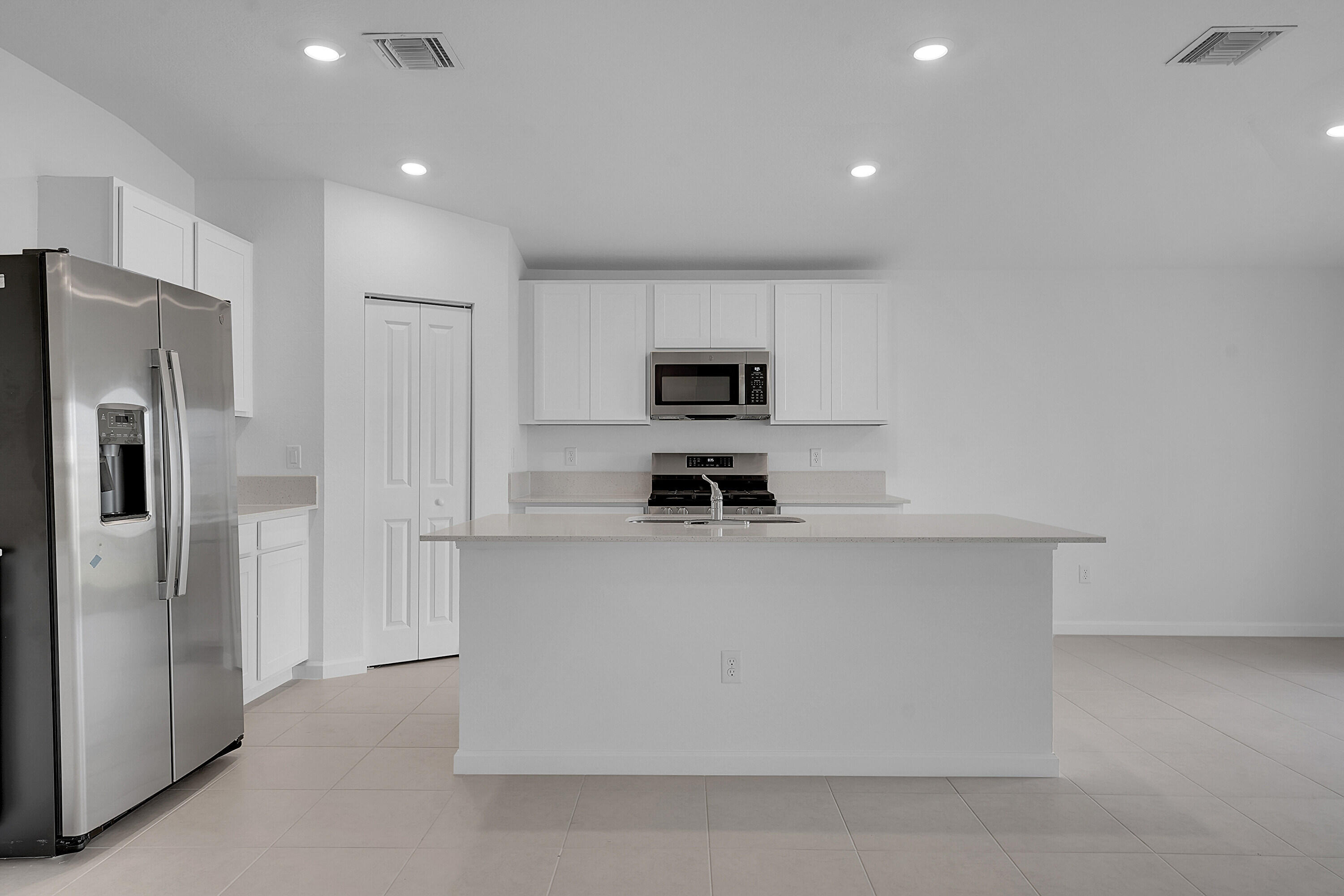 BRYSTOL AT WYDLER / LTC RANCH WEST PHASE 1 - Residential Lease