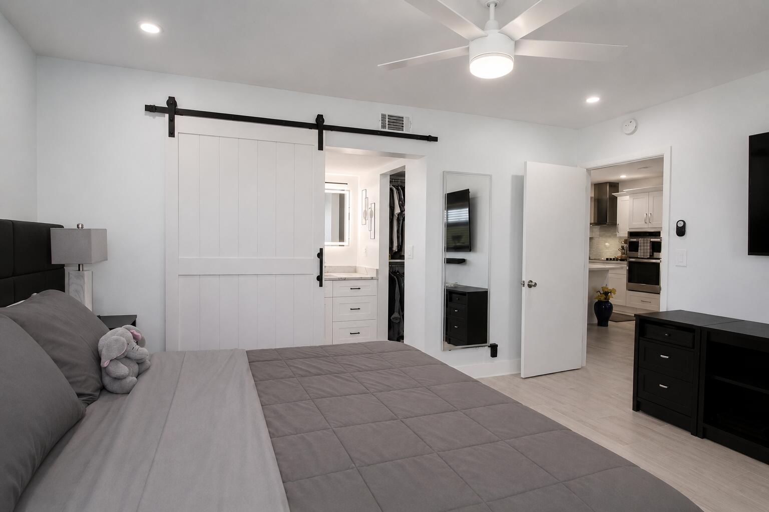ORIOLE GOLF & TENNIS CLUB - Residential