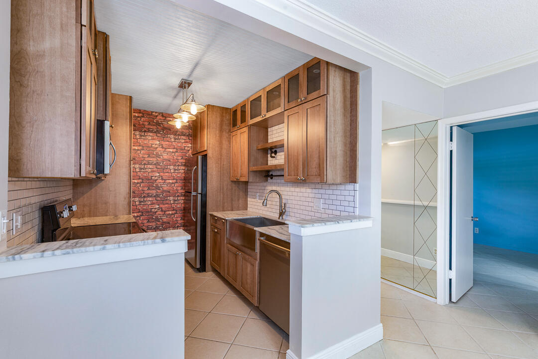 TROPIC HARBOR CONDO PART TWO - Residential