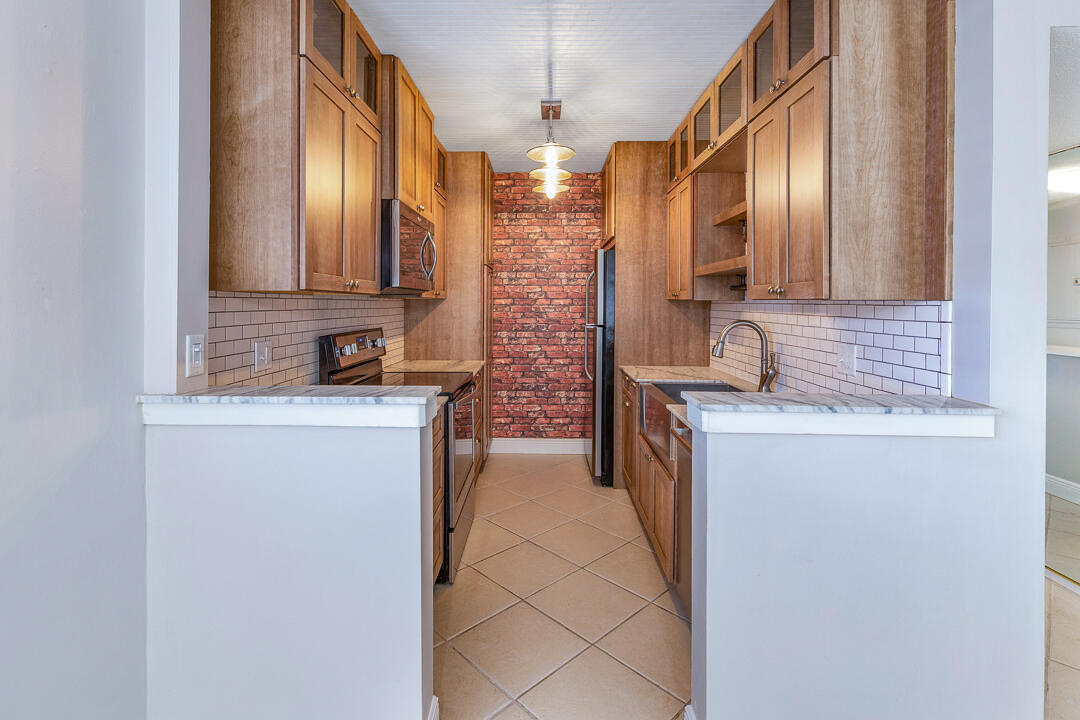 TROPIC HARBOR CONDO PART TWO - Residential