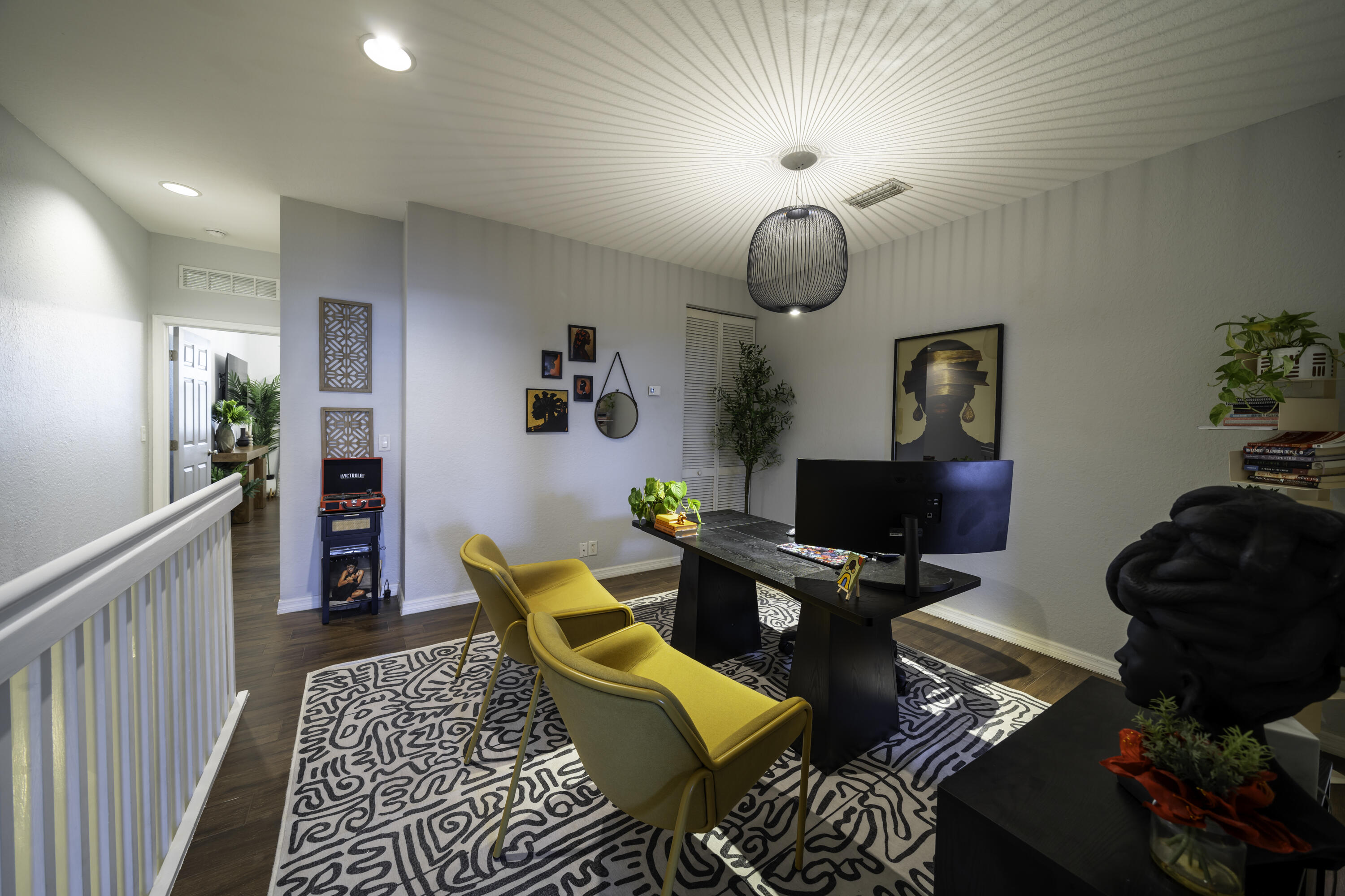 CARRIAGE HOMES AT BENTLEY PARK - Residential