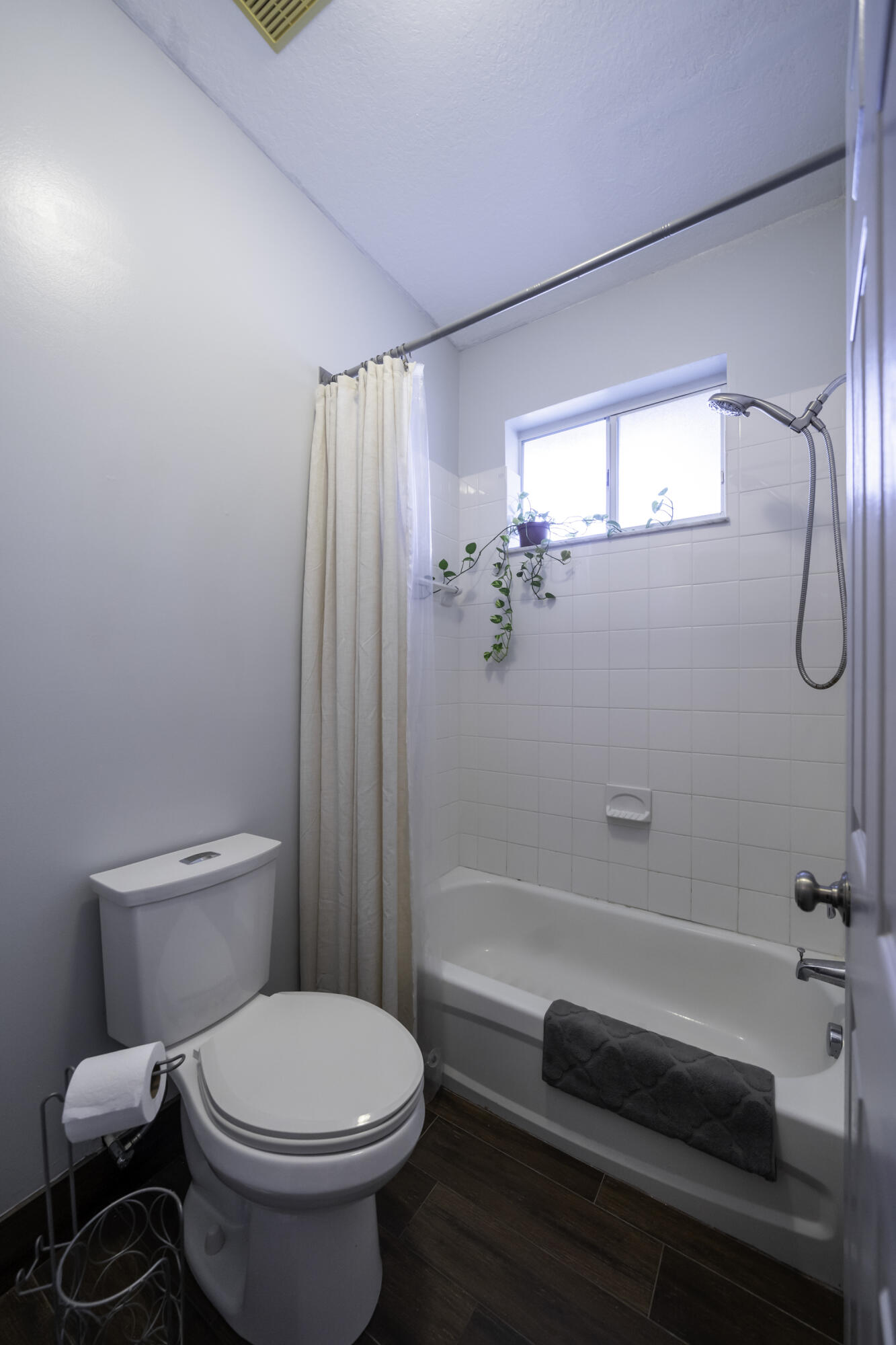 CARRIAGE HOMES AT BENTLEY PARK - Residential