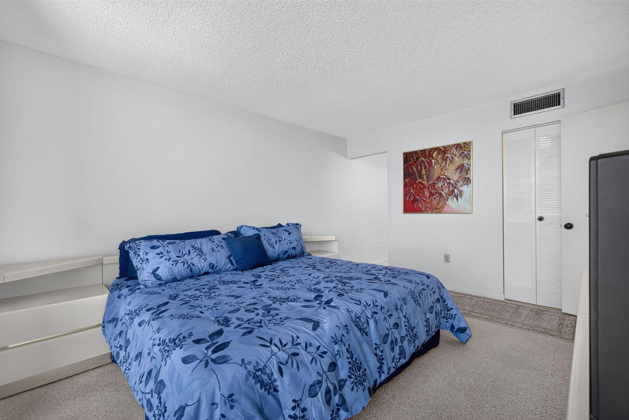 OCEANA OCEANFRONT CONDOMINIUM II - Residential
