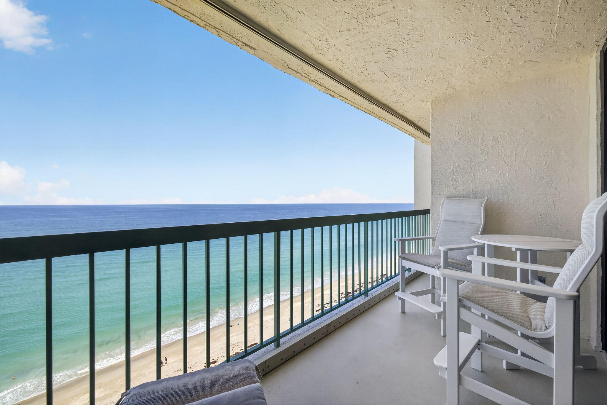 OCEANA OCEANFRONT CONDOMINIUM II - Residential