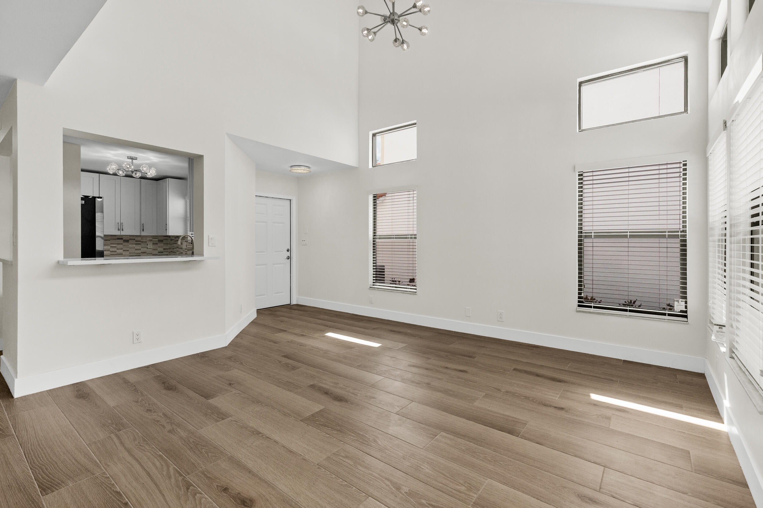 WIMBLEDON VILLAS OF VIA VERDE - Residential