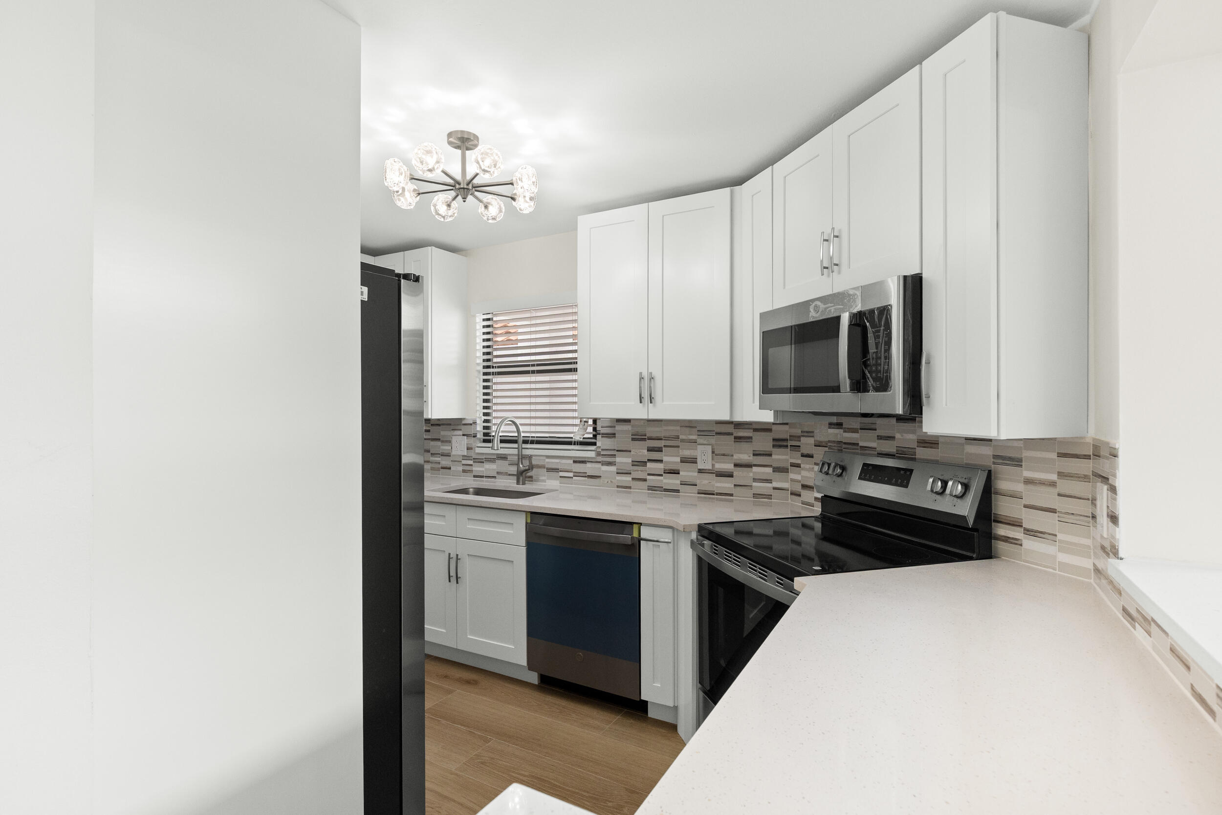 WIMBLEDON VILLAS OF VIA VERDE - Residential