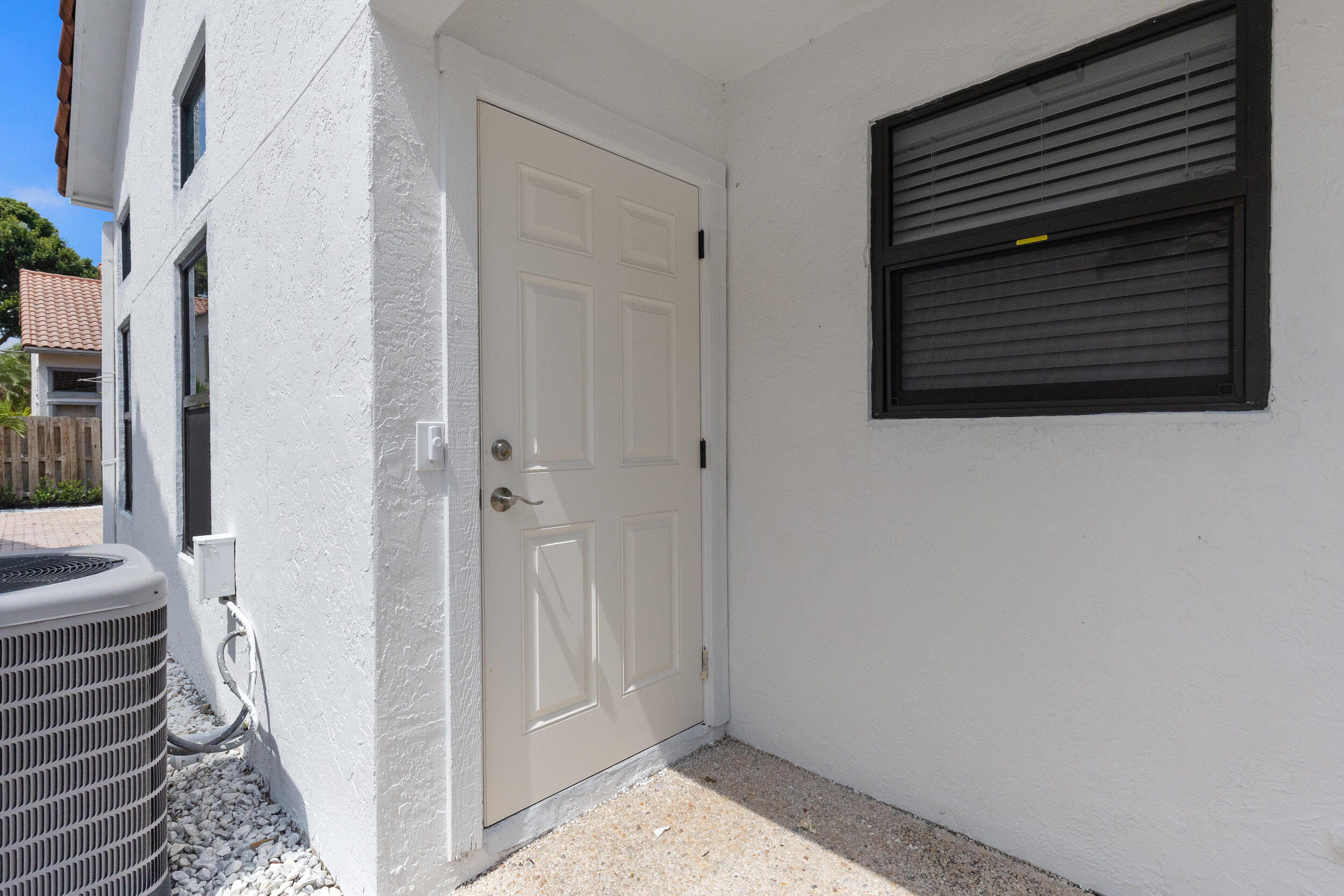WIMBLEDON VILLAS OF VIA VERDE - Residential