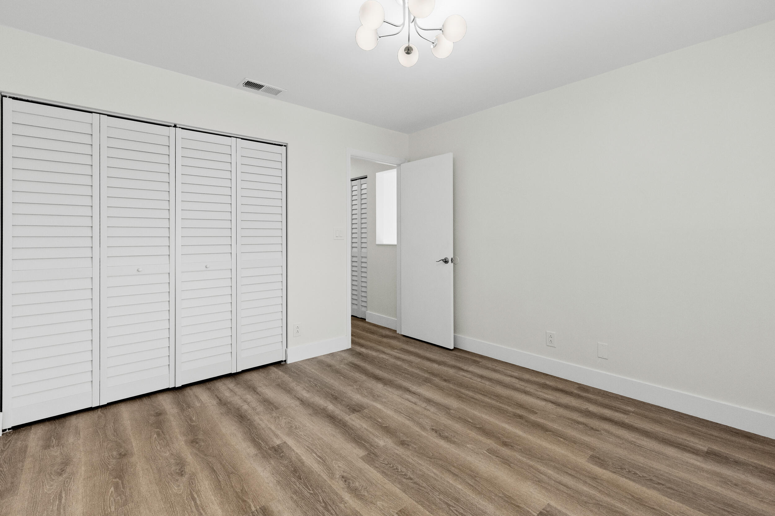 WIMBLEDON VILLAS OF VIA VERDE - Residential