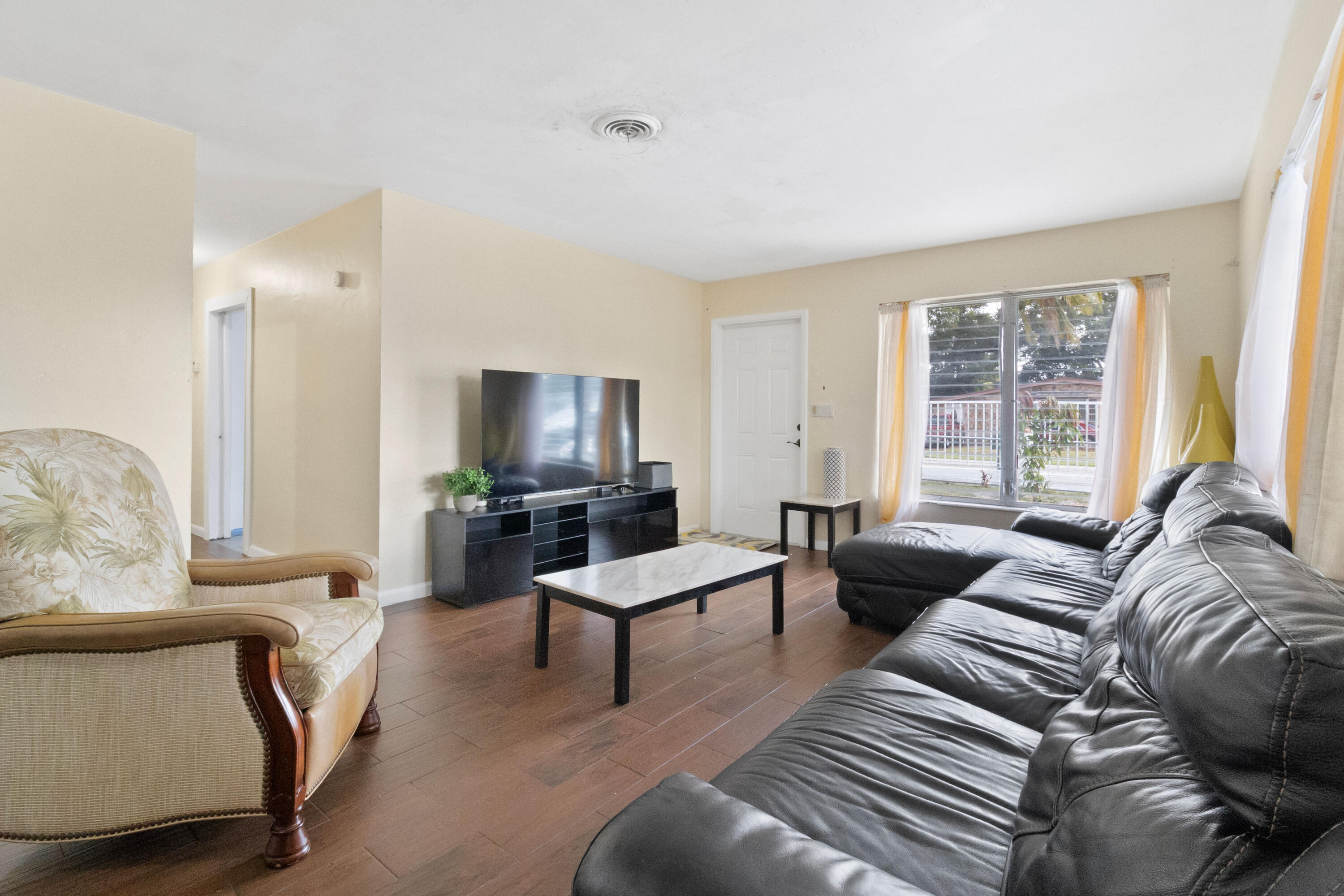 WESTGATE - Residential