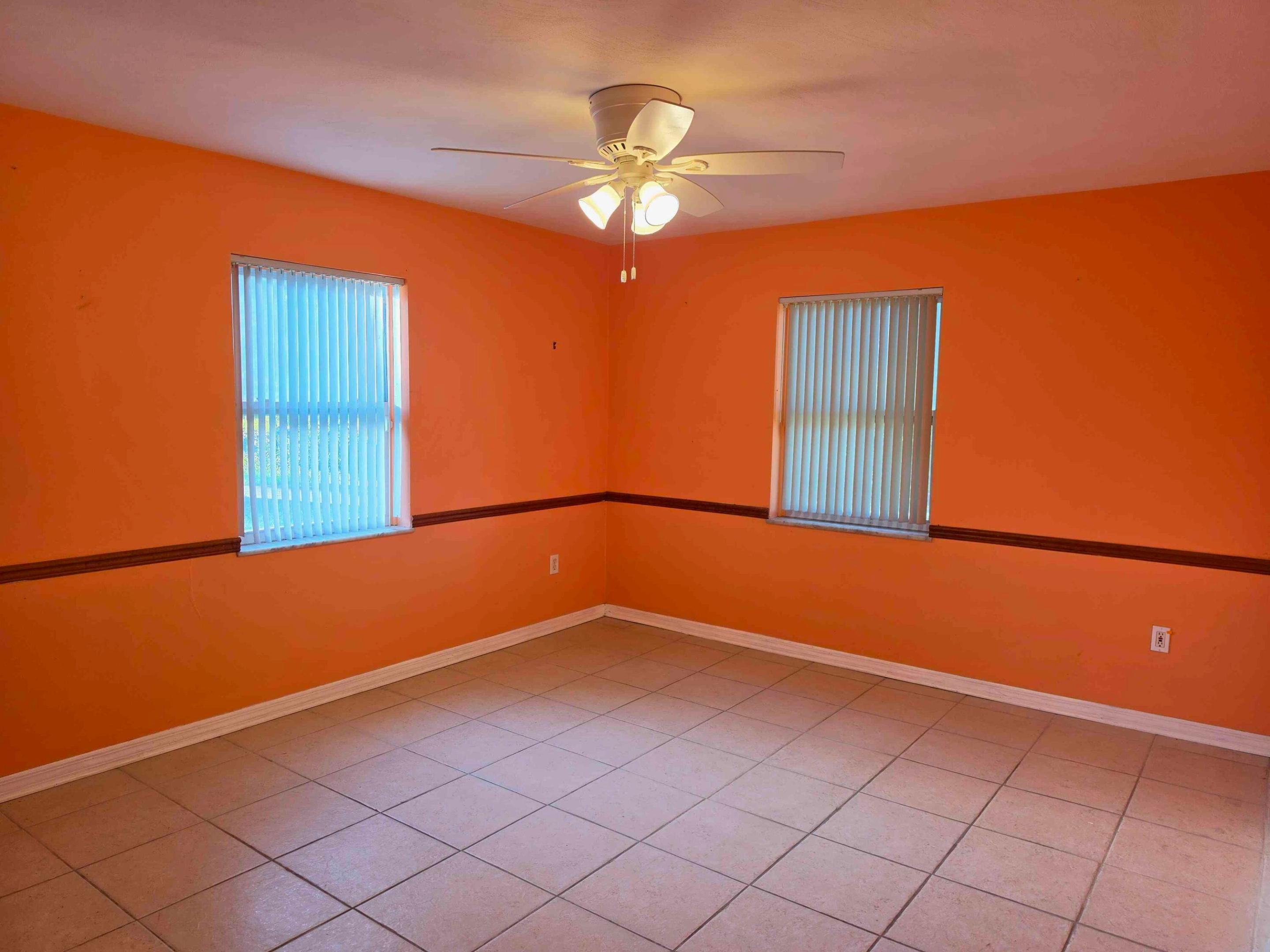 VERO BEACH HIGHLANDS UNIT 1 - Residential