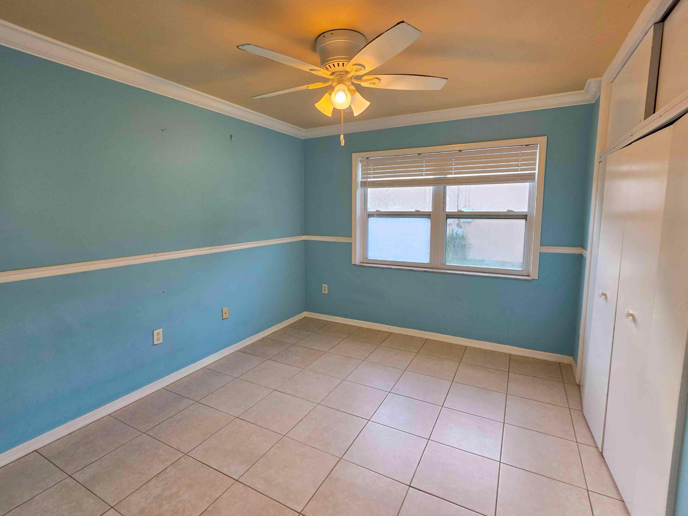 VERO BEACH HIGHLANDS UNIT 1 - Residential