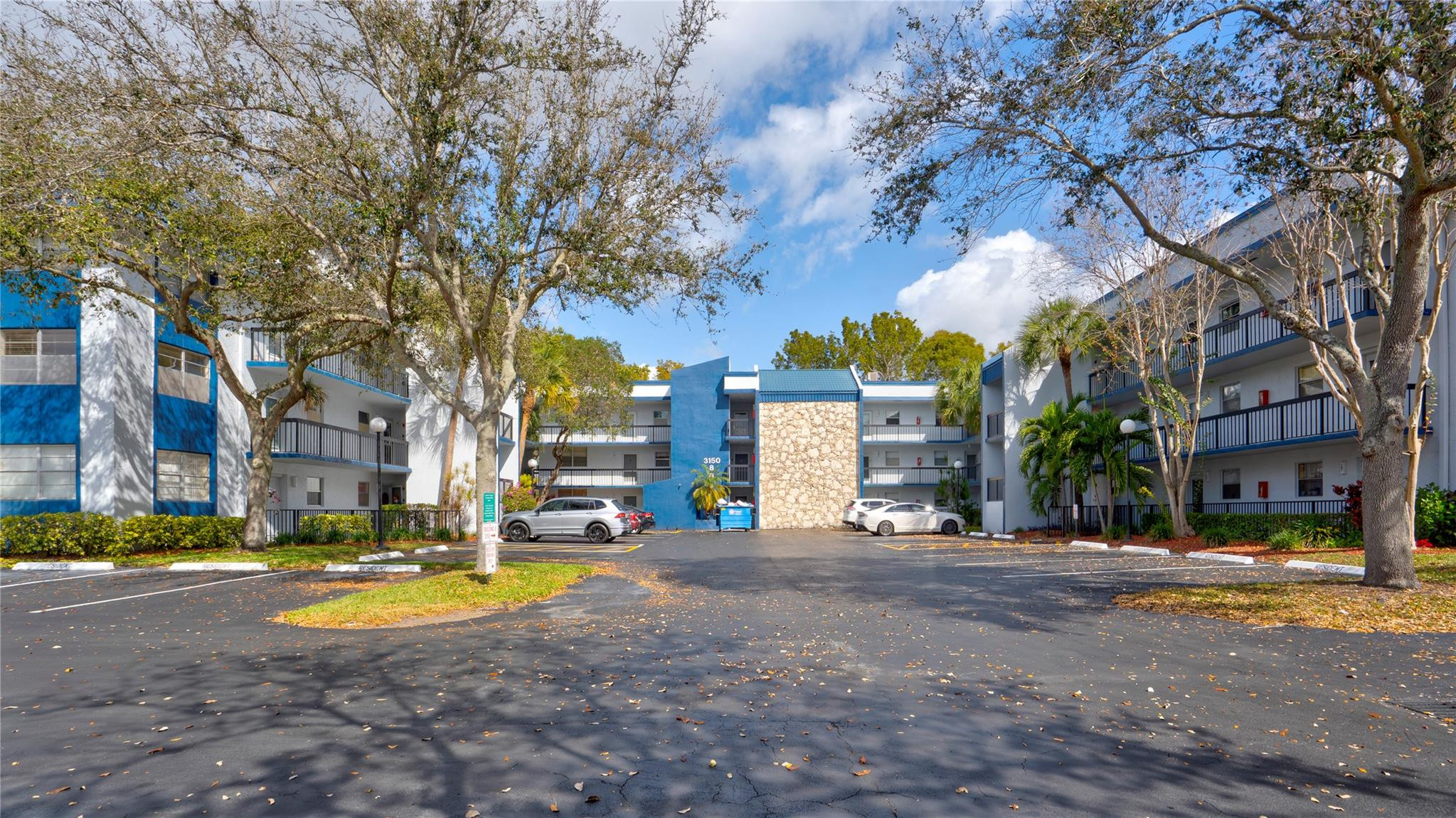 HOLIDAY SPRINGS VILLAGE - Residential