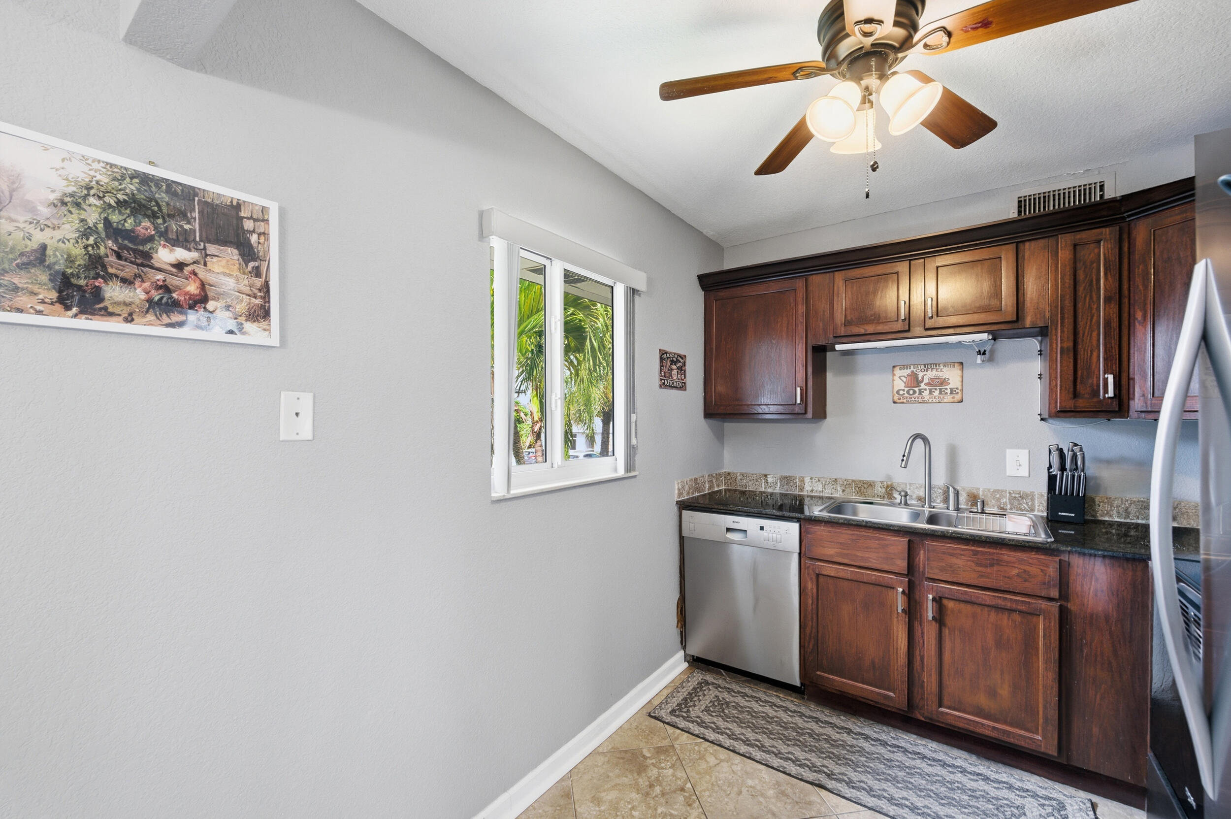 Kings Point Saxony - Residential Lease