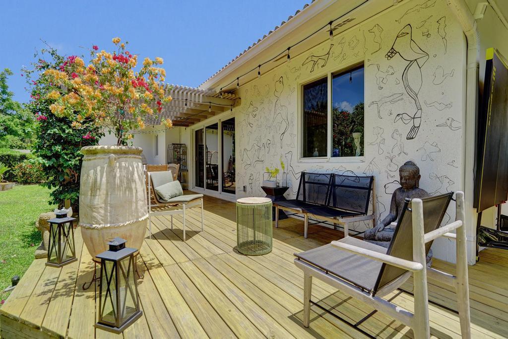 SEA RANCH LAKES - Residential Lease