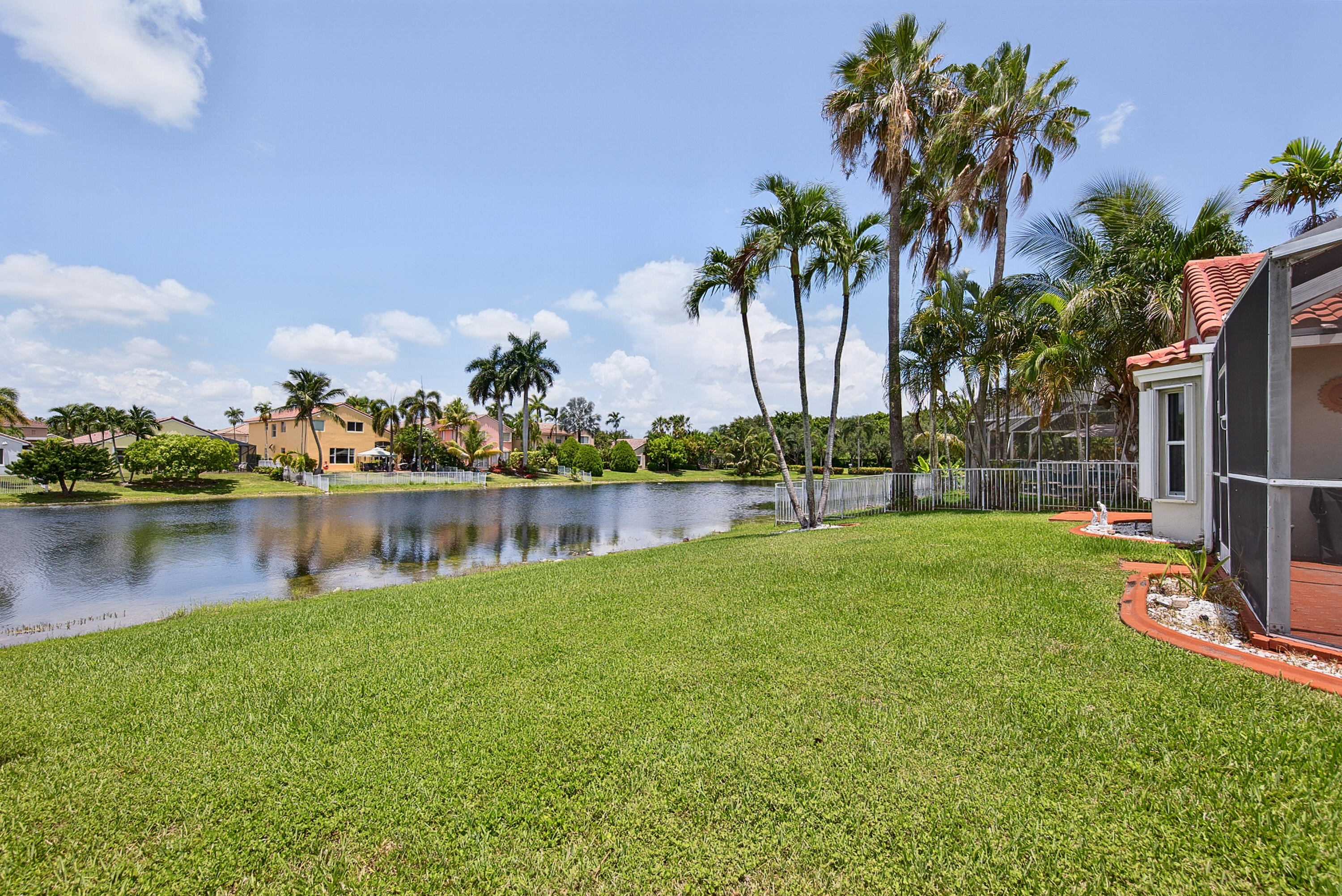 TWIN ACRES - Residential
