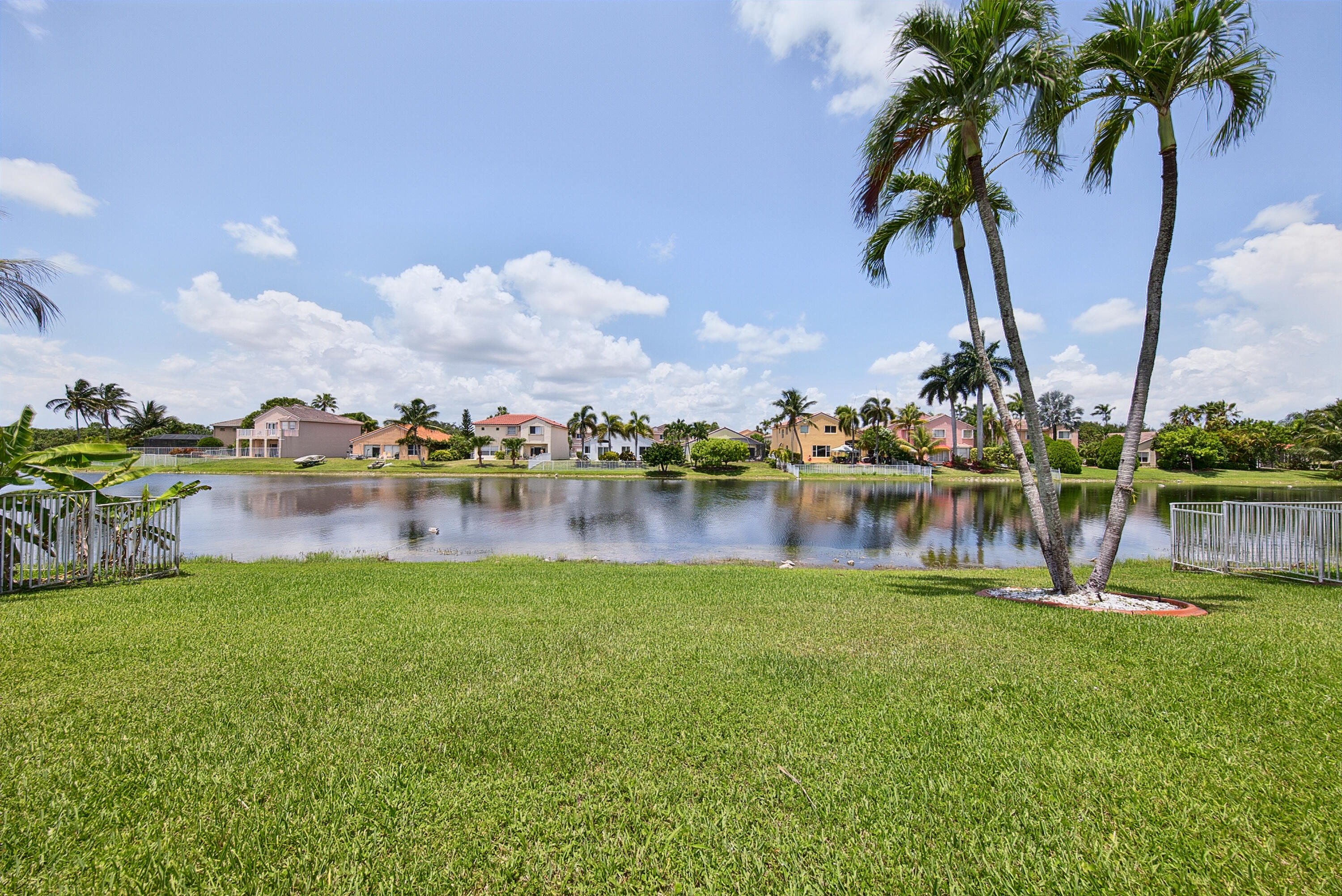 TWIN ACRES - Residential