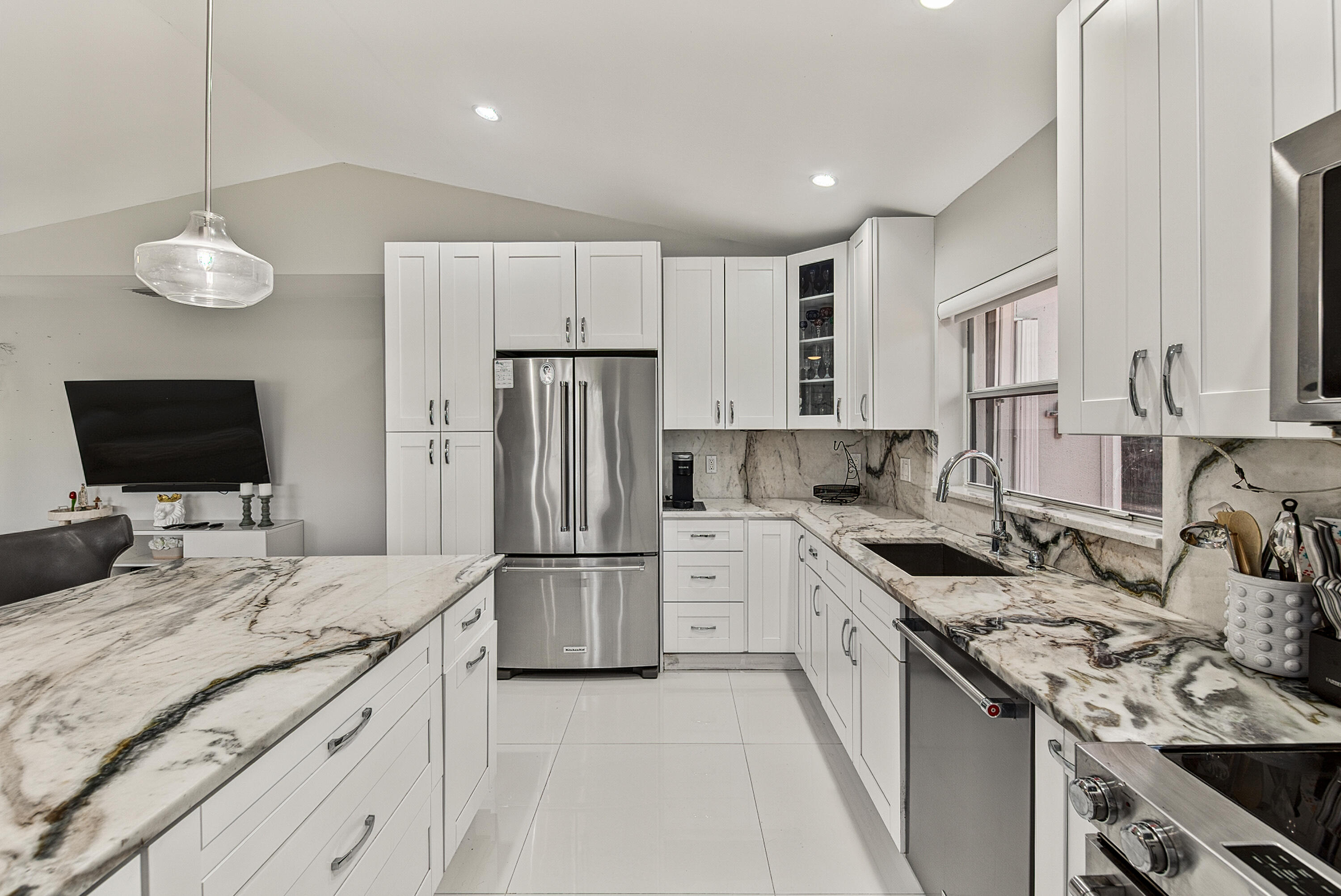 TWIN ACRES - Residential
