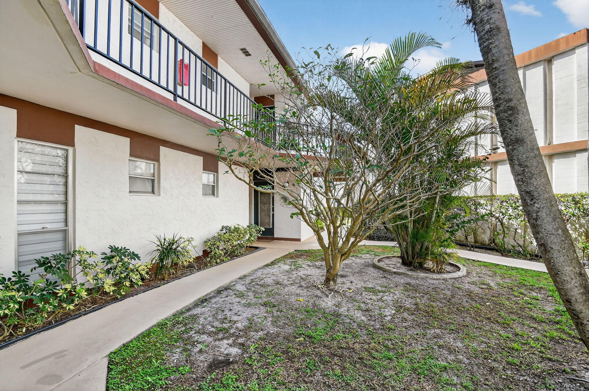 GREENWAY VILLAGE NORTH CONDO 2 - Residential