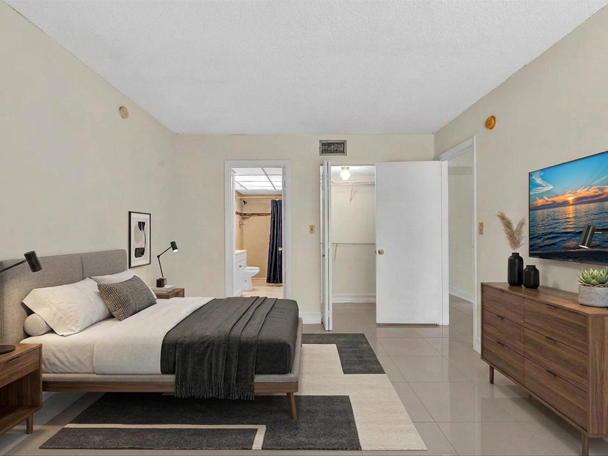 CASA DEL RIO CONDO - Residential Lease