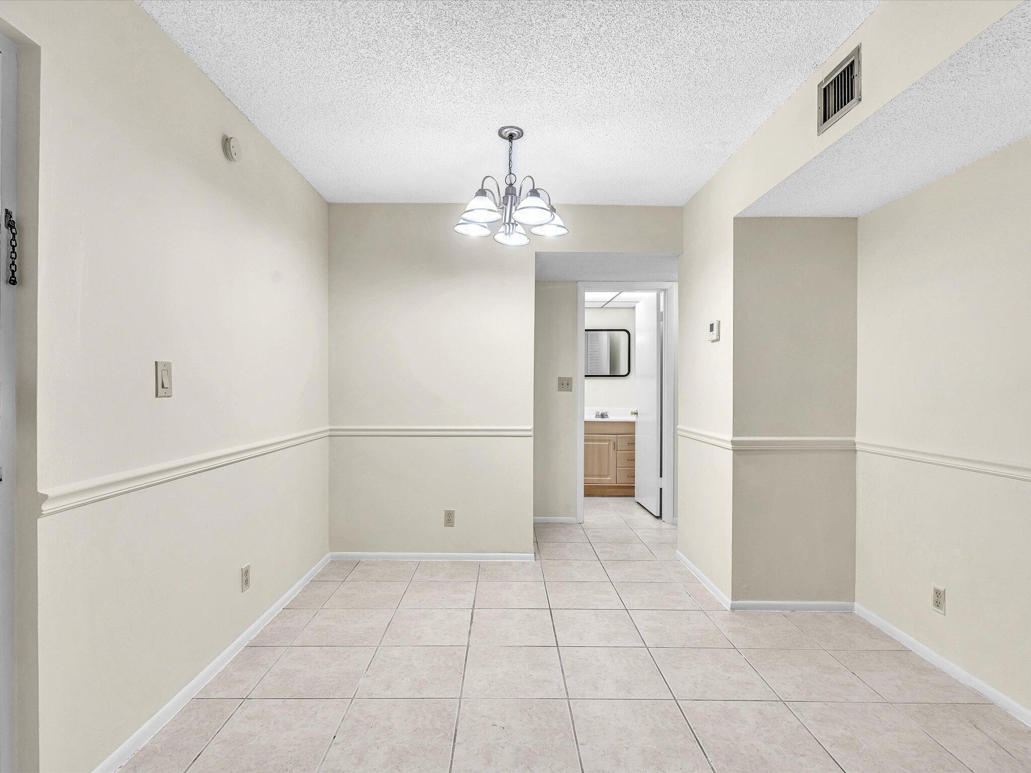 CASA DEL RIO CONDO - Residential Lease