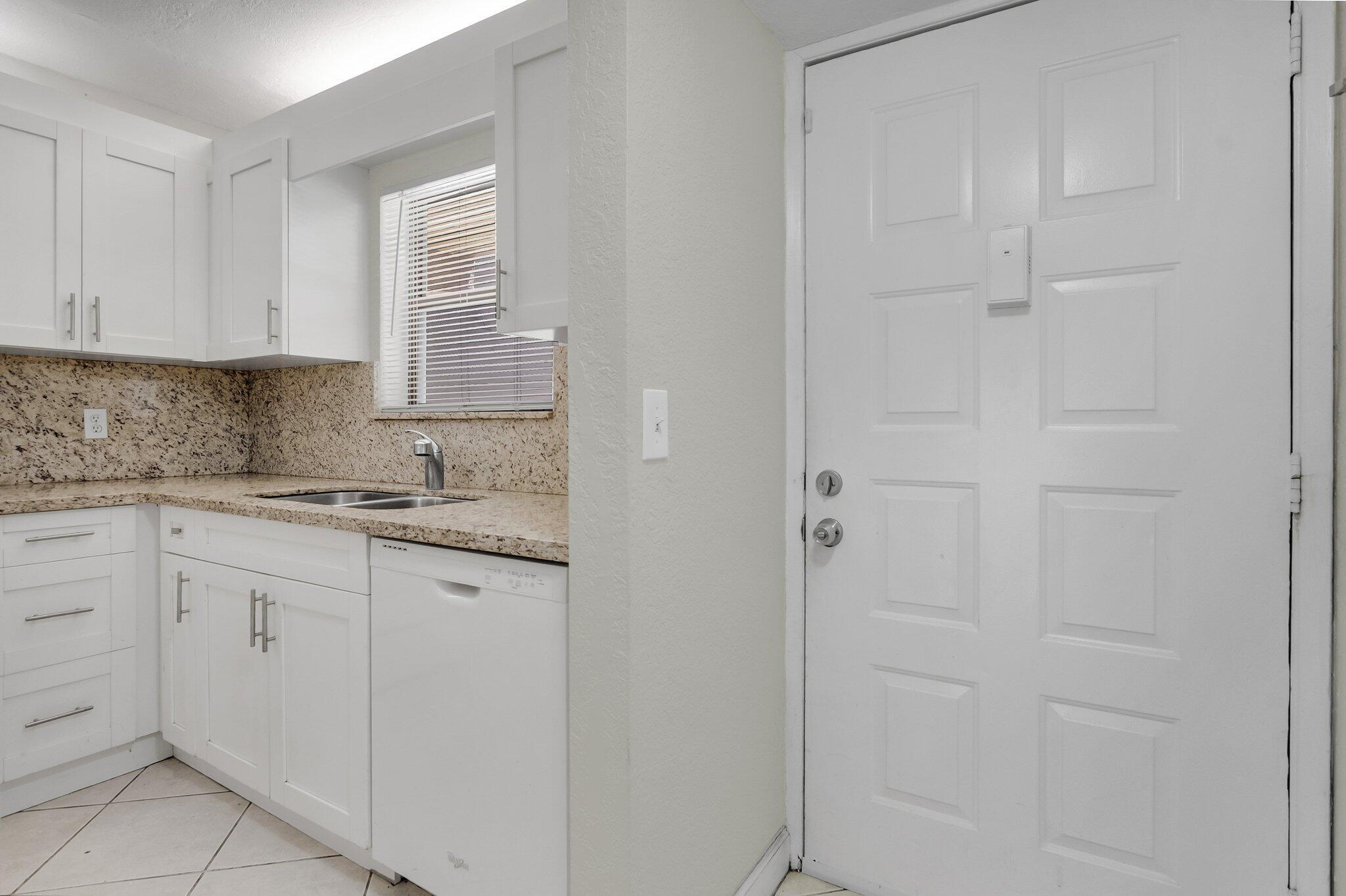 WOODS AT BOCA DEL MAR CONDO - Residential Lease