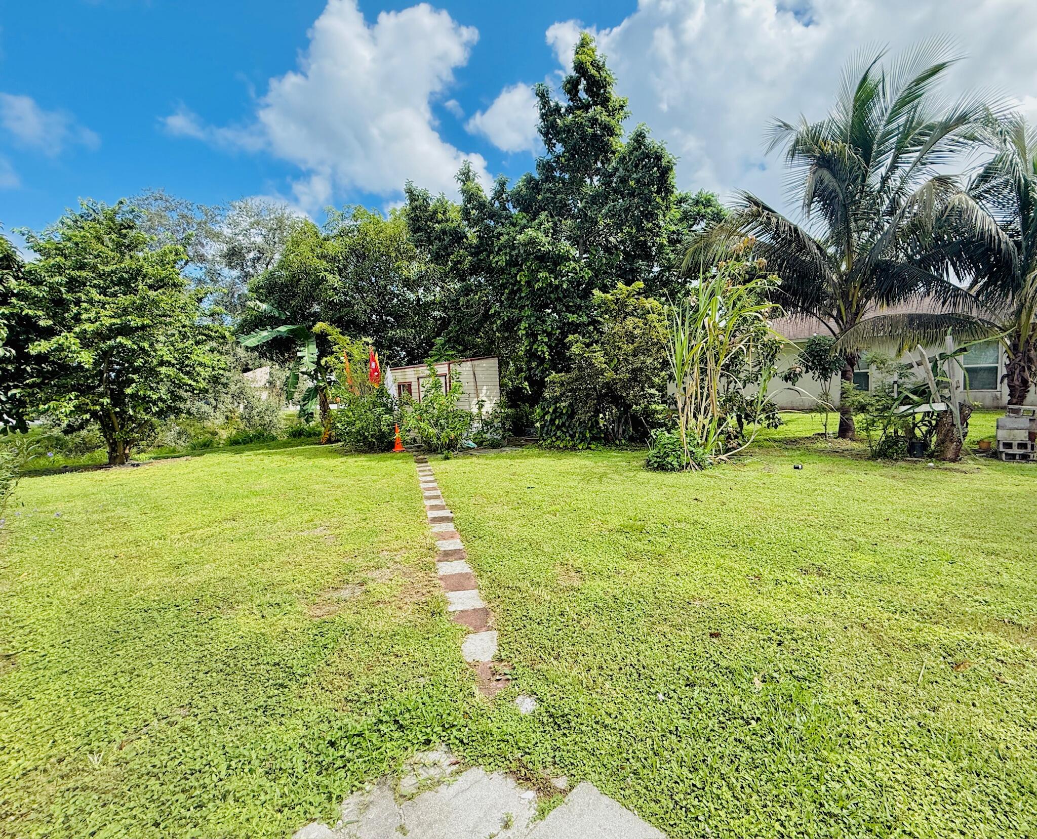 PORT ST LUCIE SECTION 18 - Residential Lease