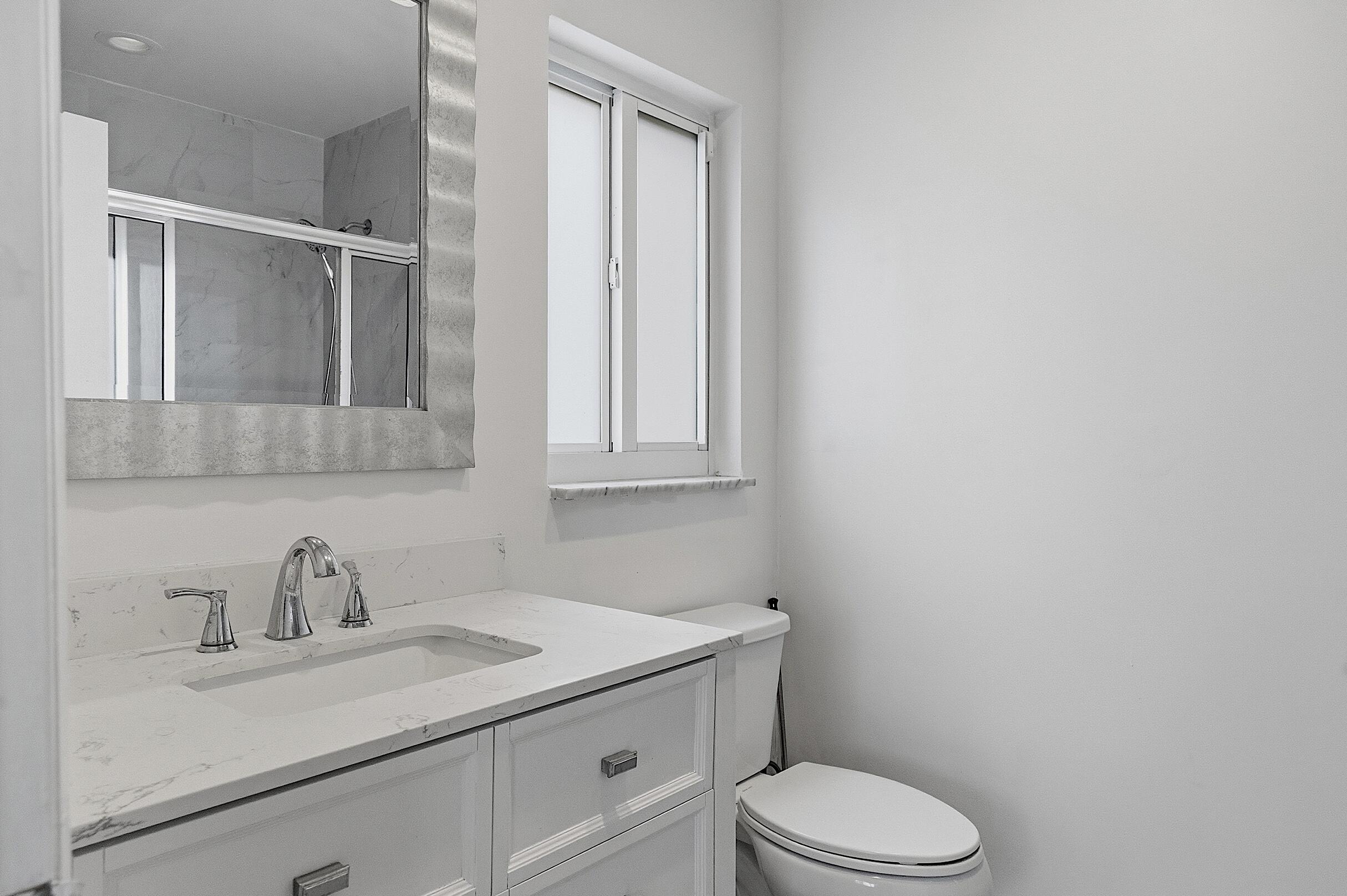 VENETIAN ISLES 2ND SEC - Residential