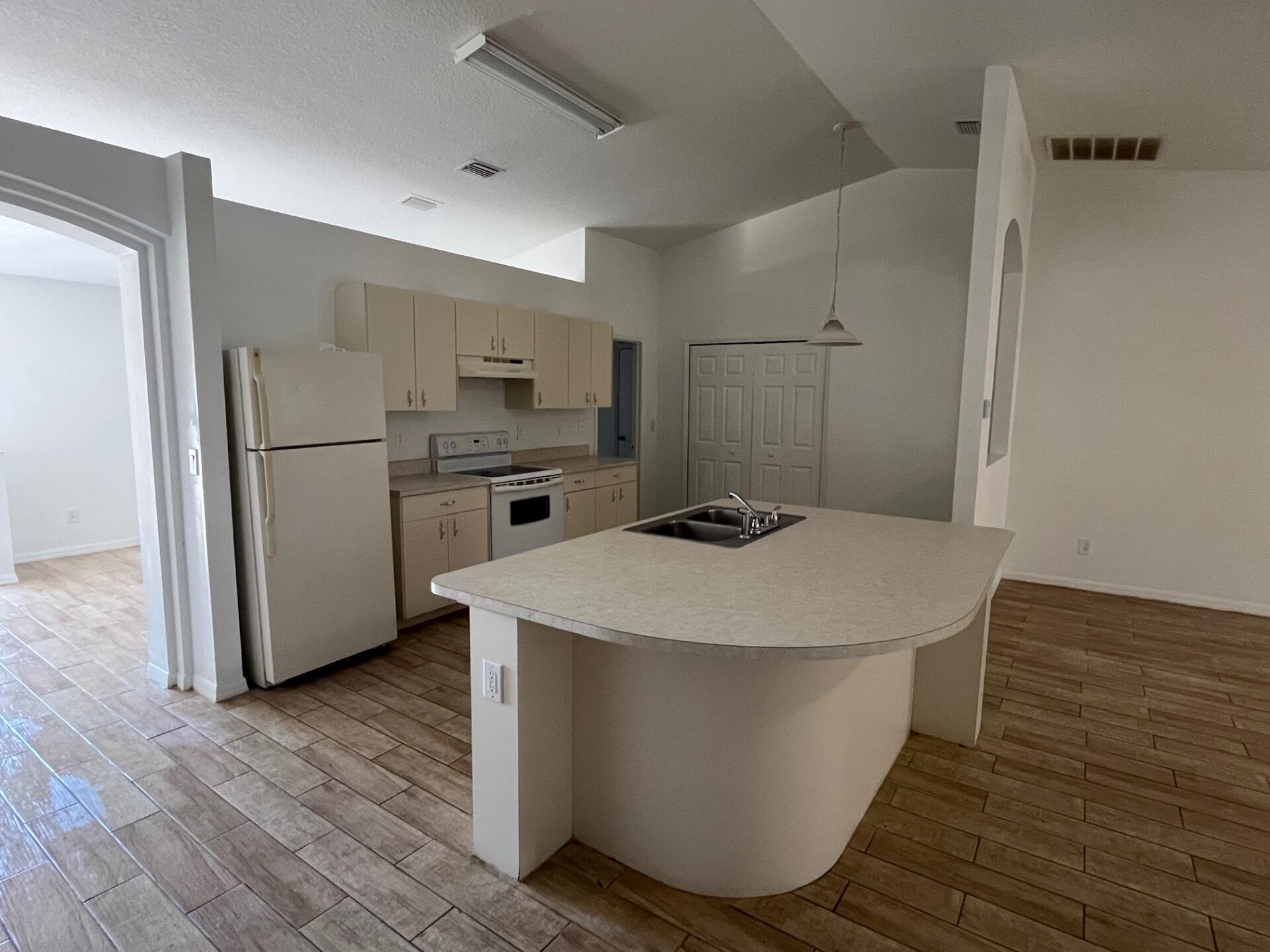PORT MALABAR UNIT 23 - Residential