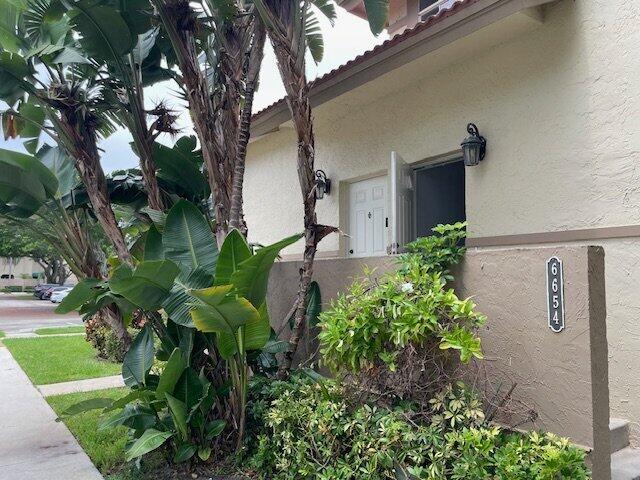 PLUM AT BOCA POINTE CONDOS ONE THRU 15 FILED IN OR - Residential
