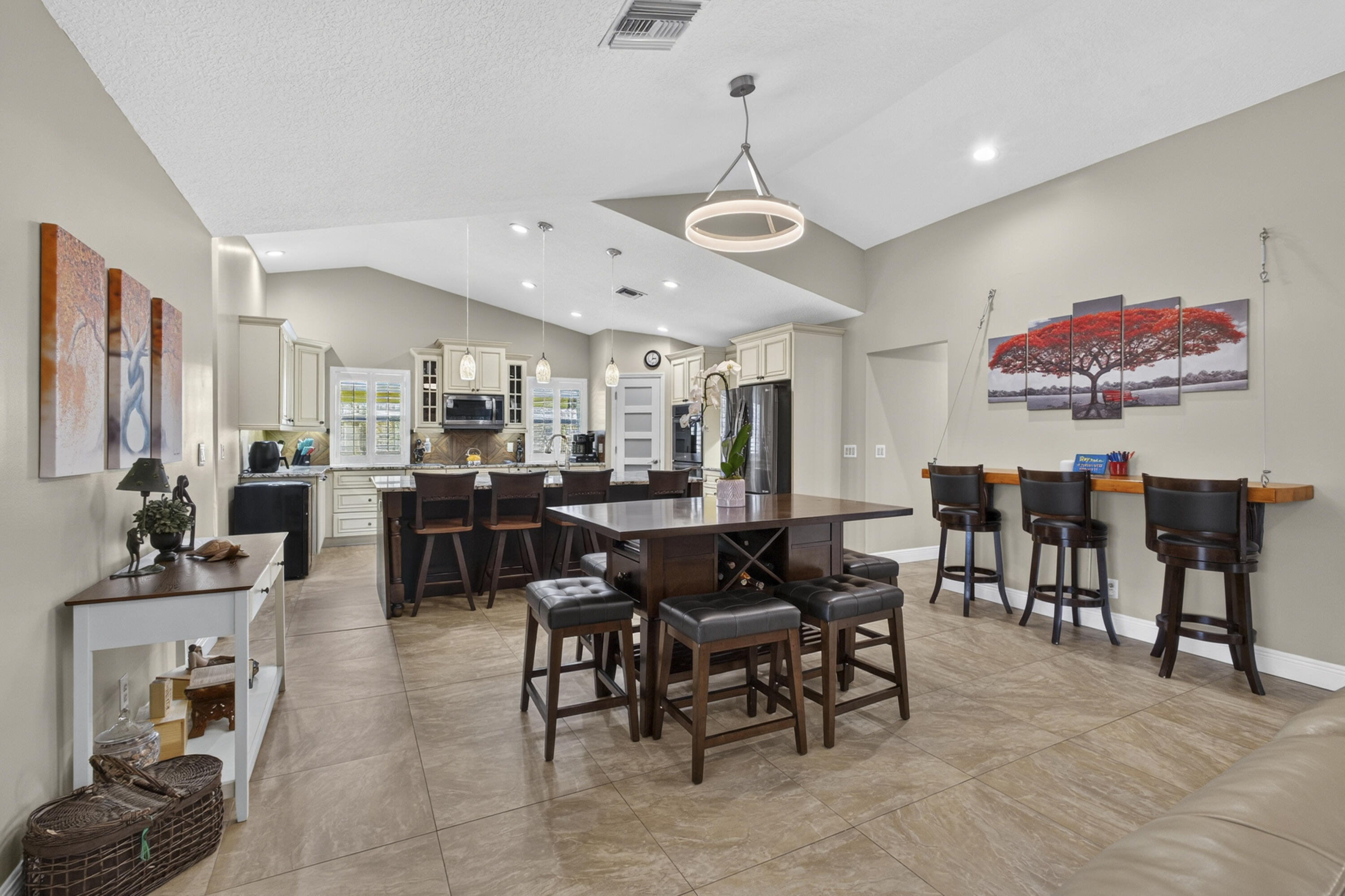 SUGAR POND MANOR OF WELLINGTON - Residential