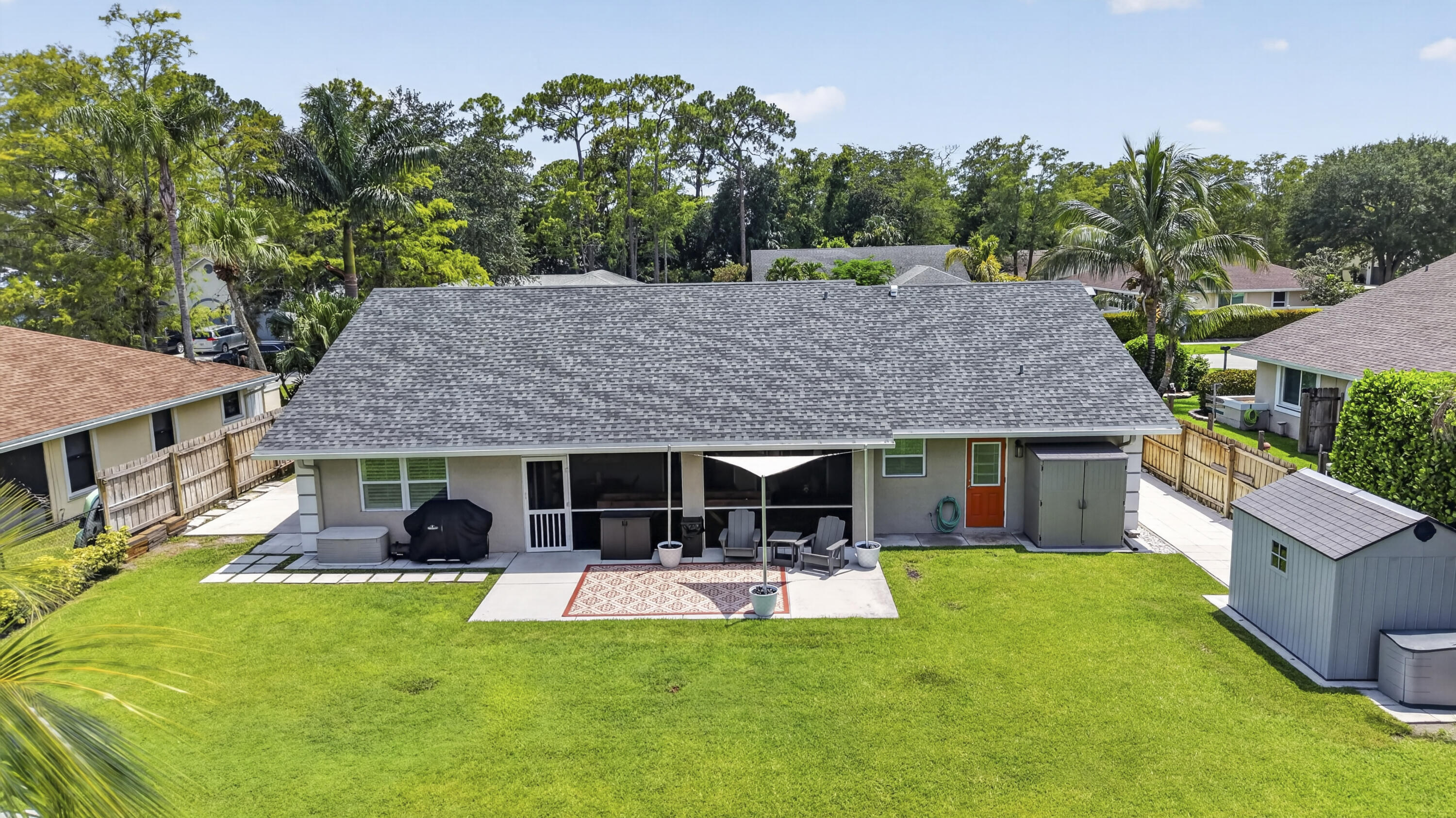 SUGAR POND MANOR OF WELLINGTON - Residential