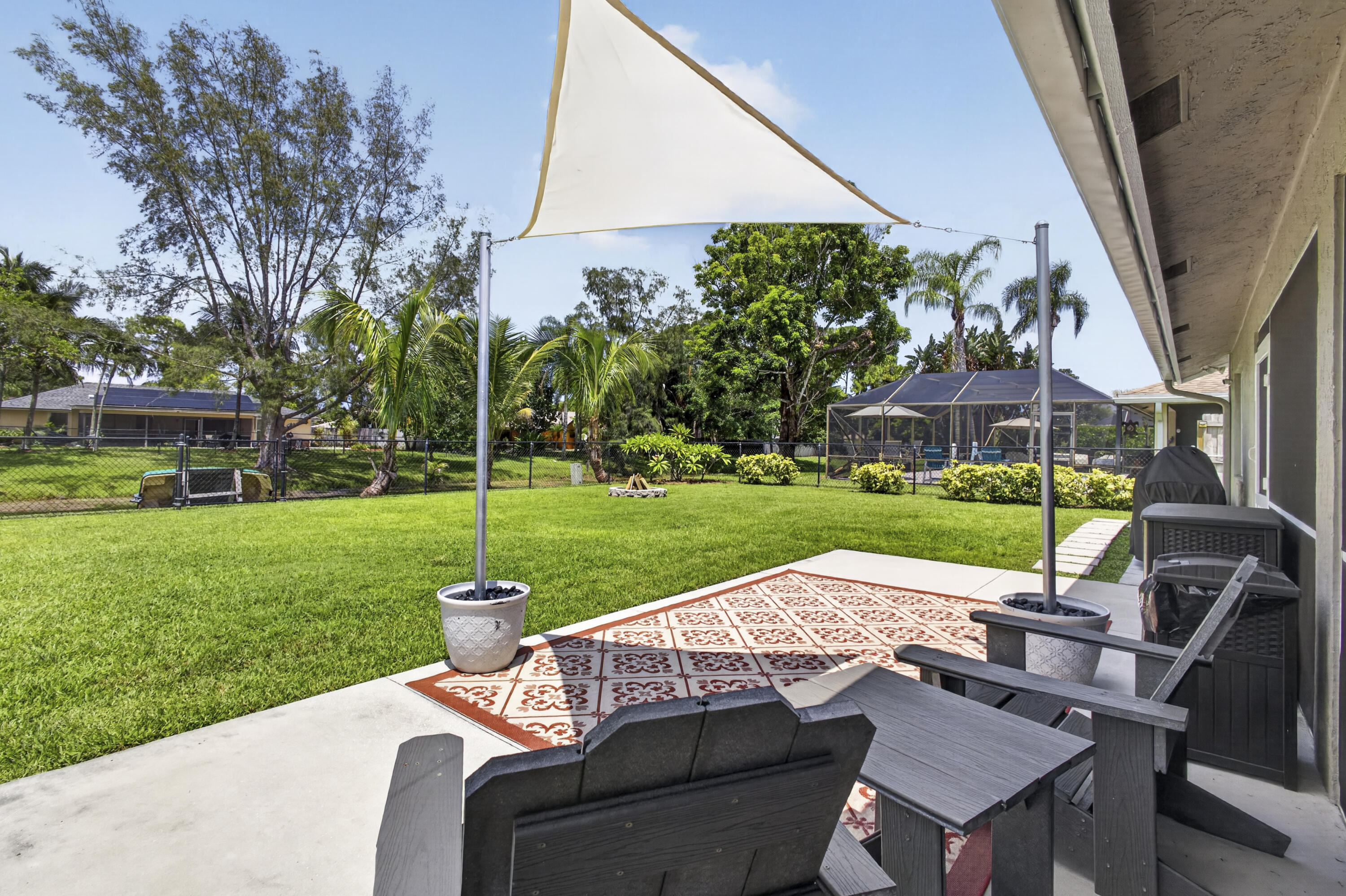 SUGAR POND MANOR OF WELLINGTON - Residential