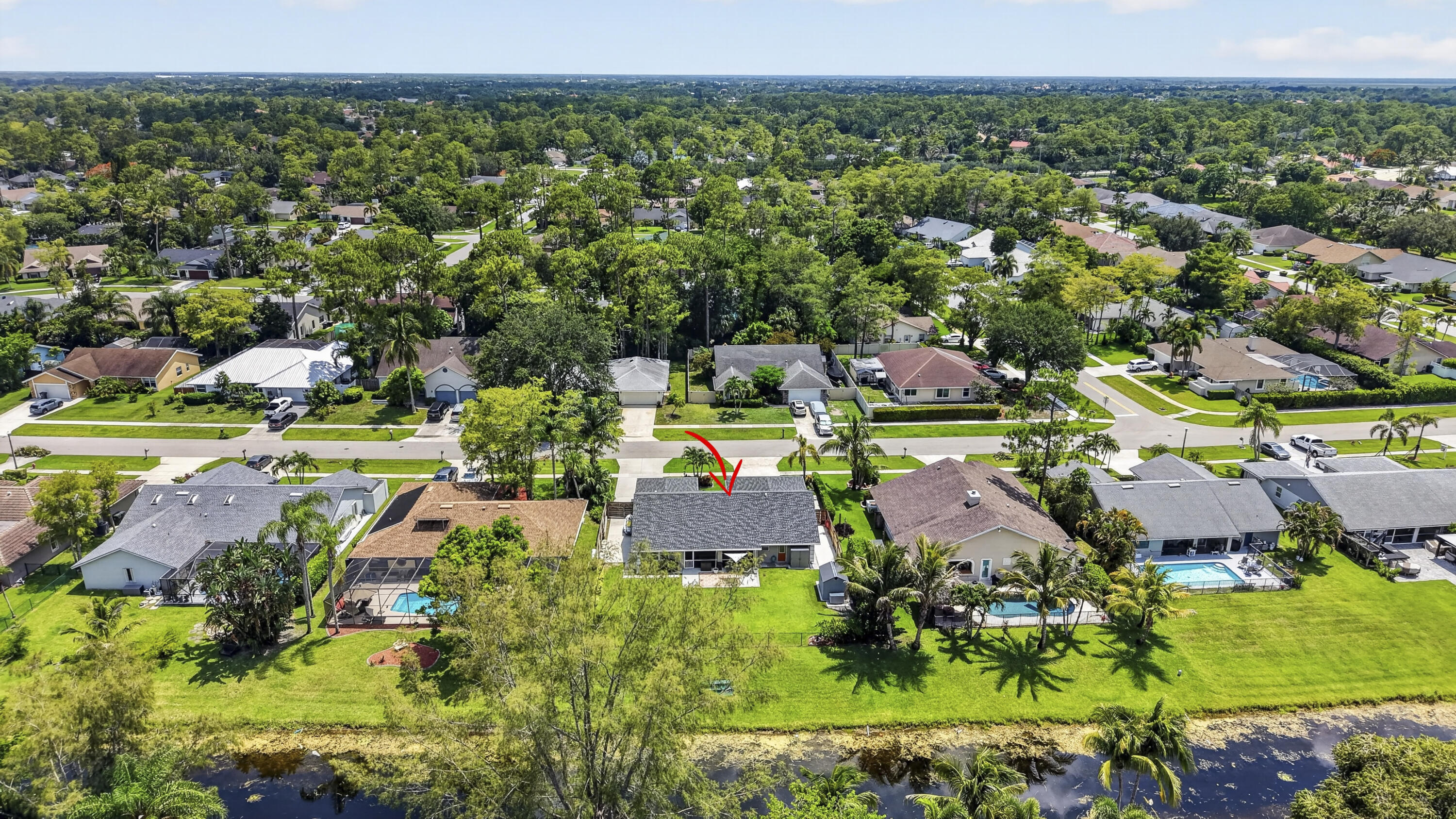 SUGAR POND MANOR OF WELLINGTON - Residential