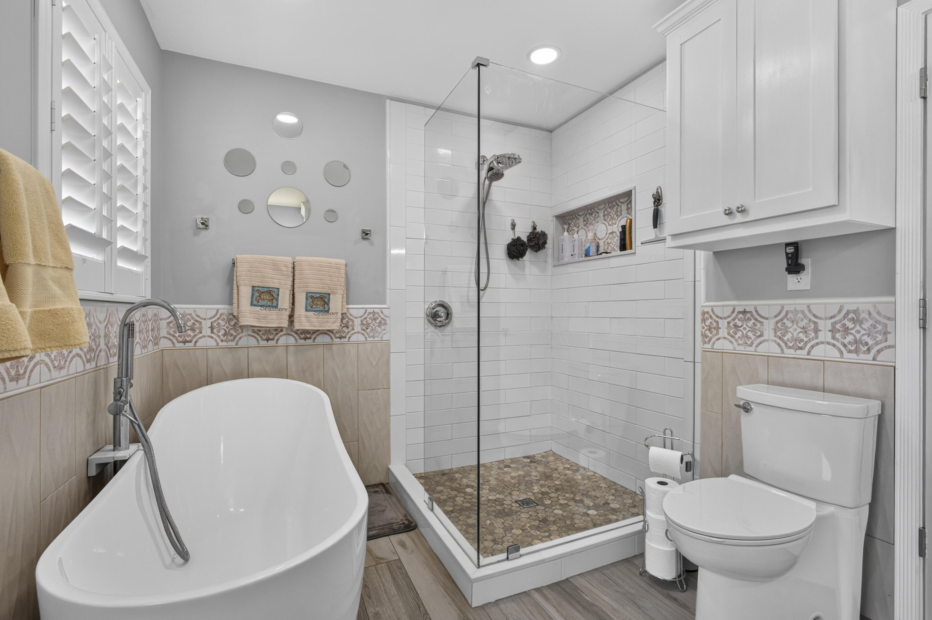 SUGAR POND MANOR OF WELLINGTON - Residential