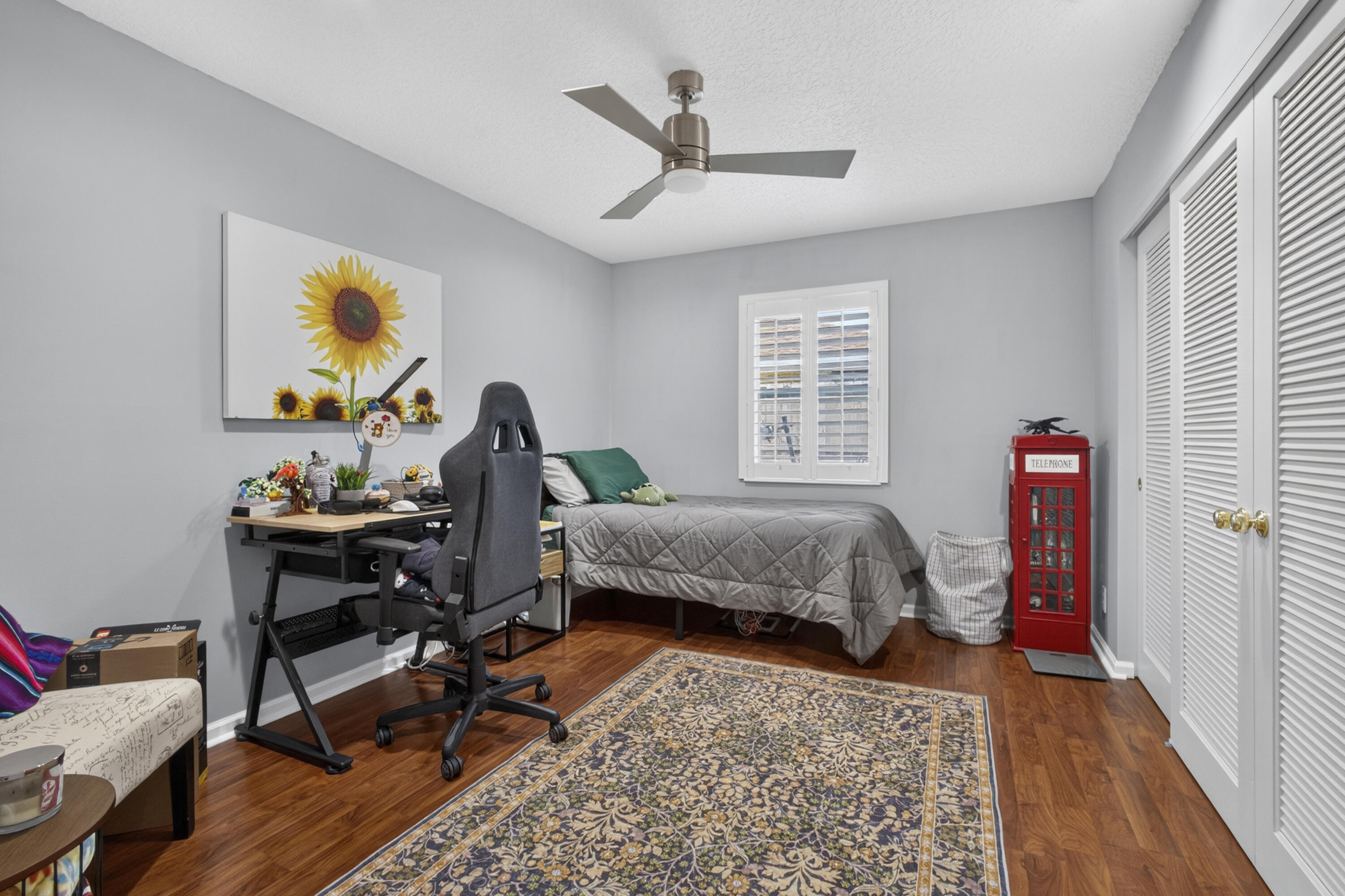 SUGAR POND MANOR OF WELLINGTON - Residential