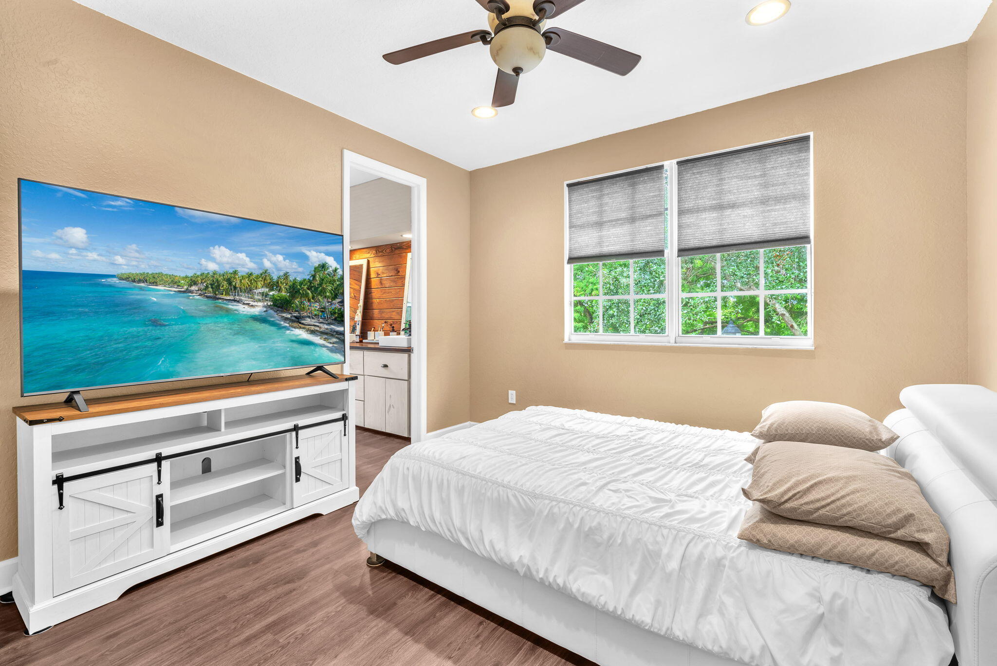 MEADOW PINES - Residential