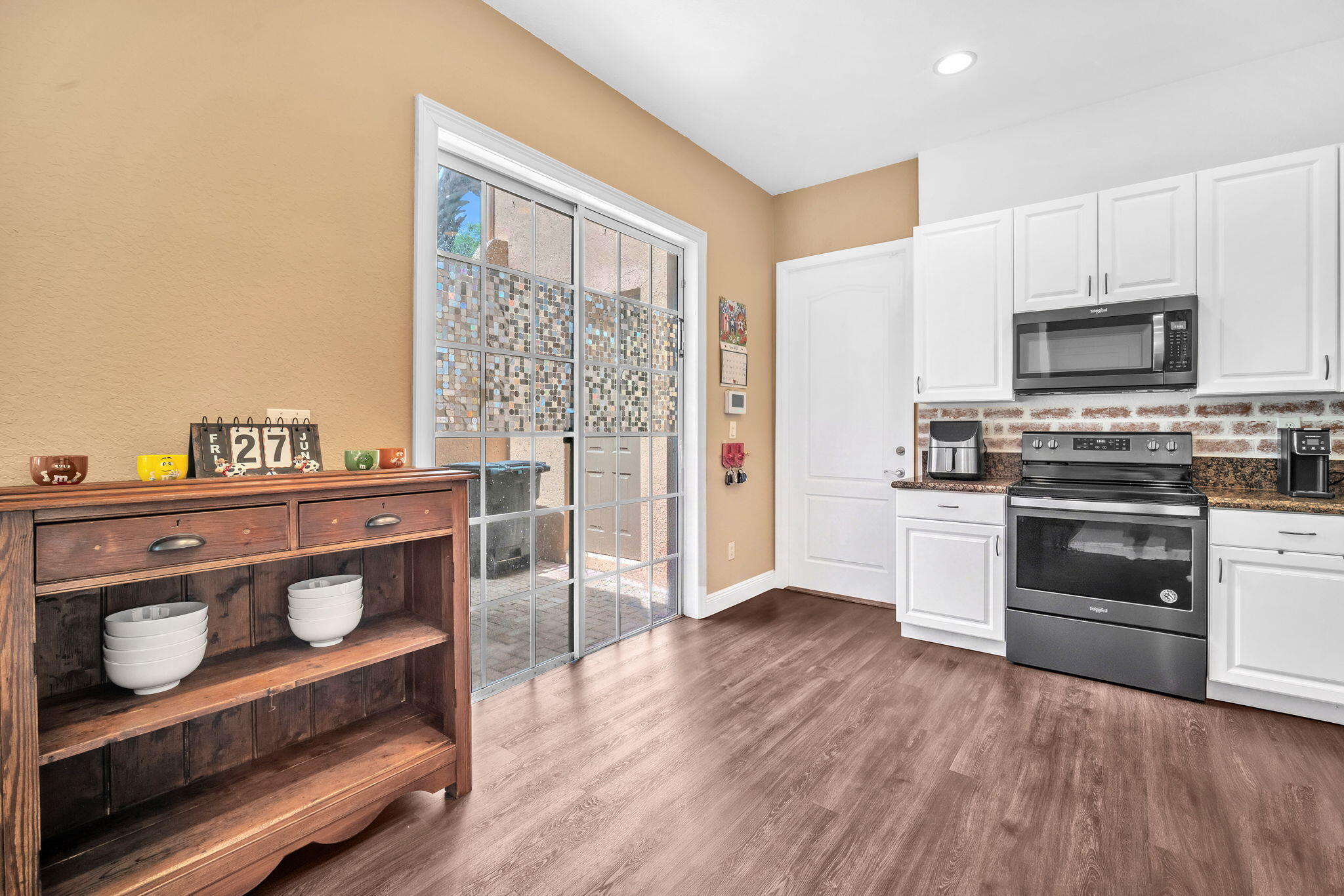 MEADOW PINES - Residential
