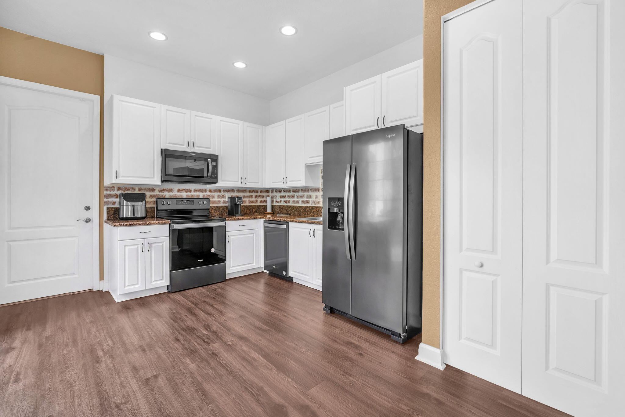 MEADOW PINES - Residential