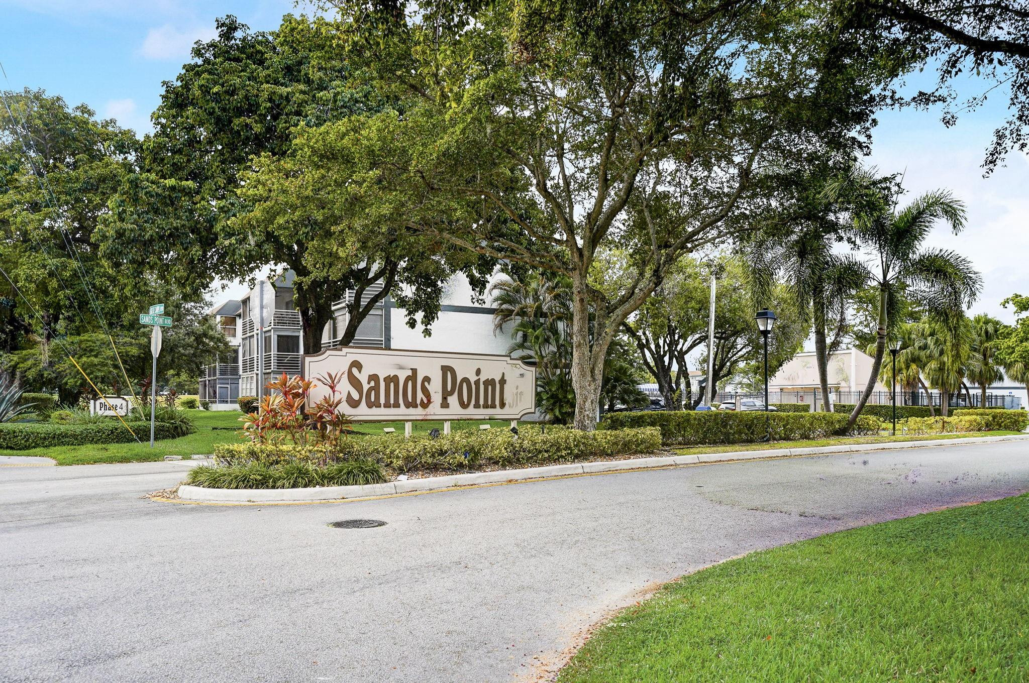 SANDS POINT CONDOMINIUM III - Residential