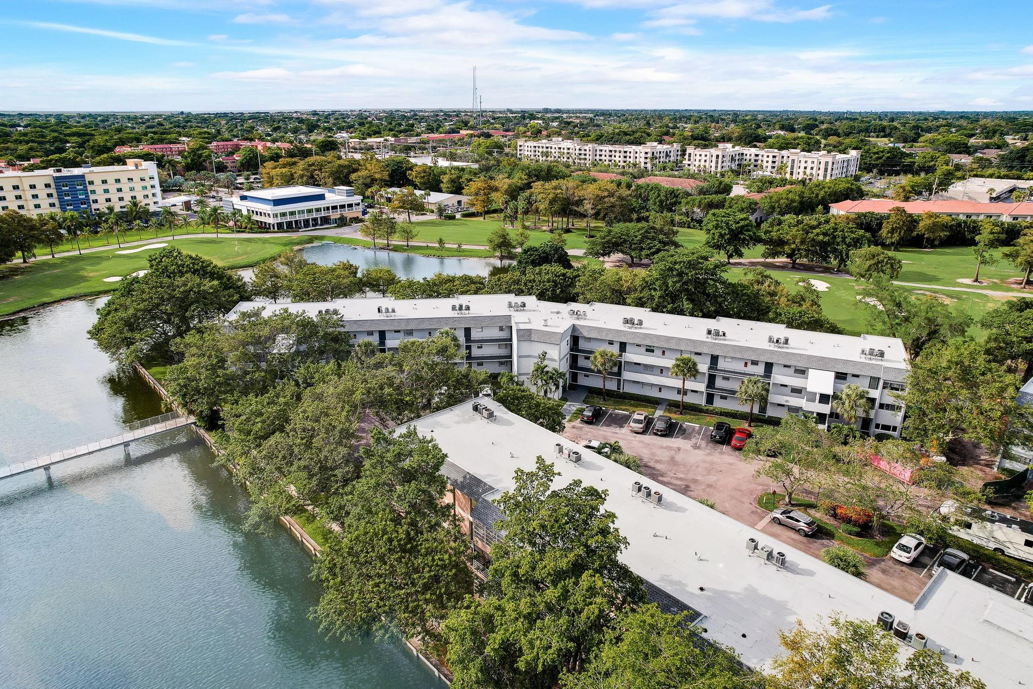SANDS POINT CONDOMINIUM III - Residential