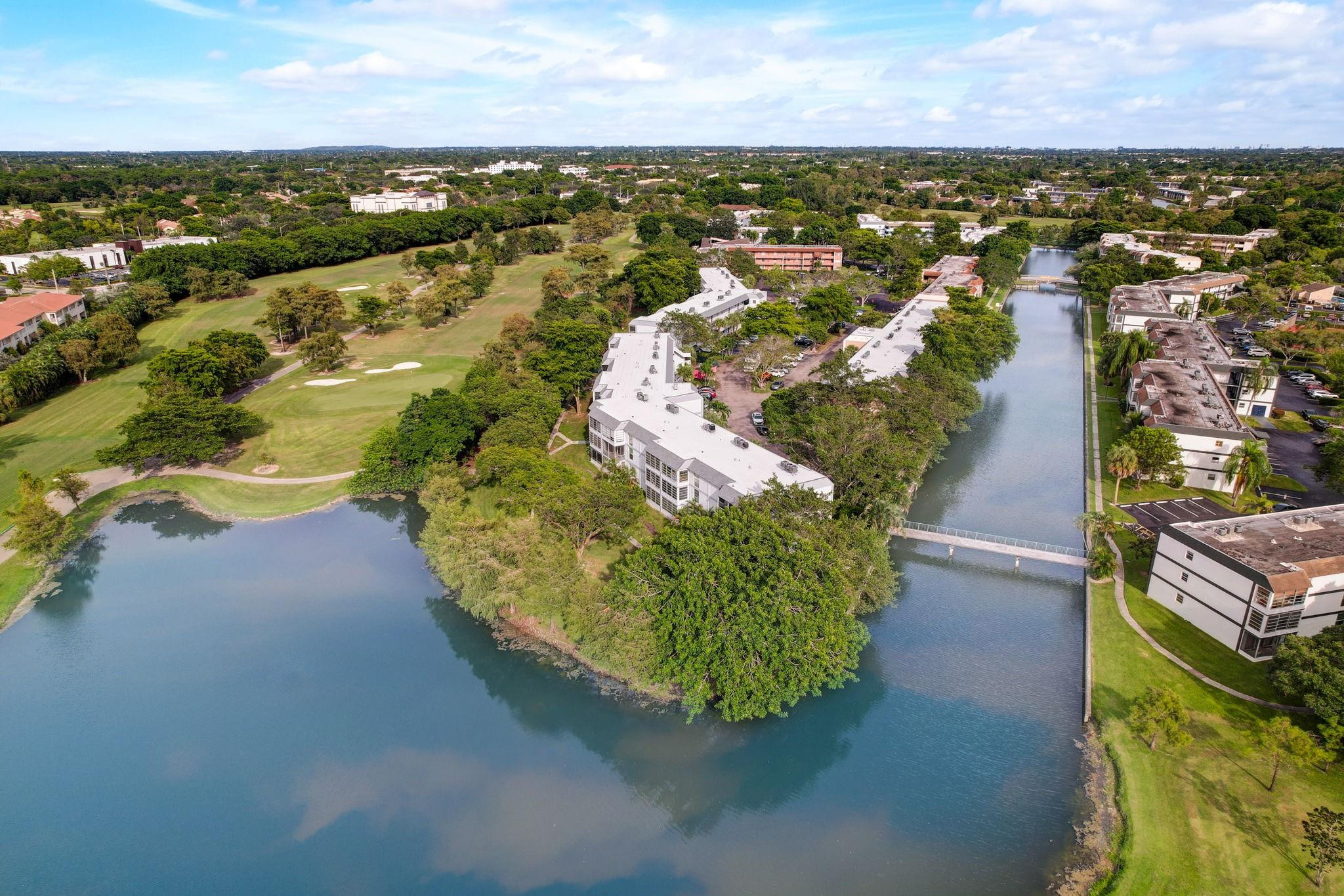 SANDS POINT CONDOMINIUM III - Residential